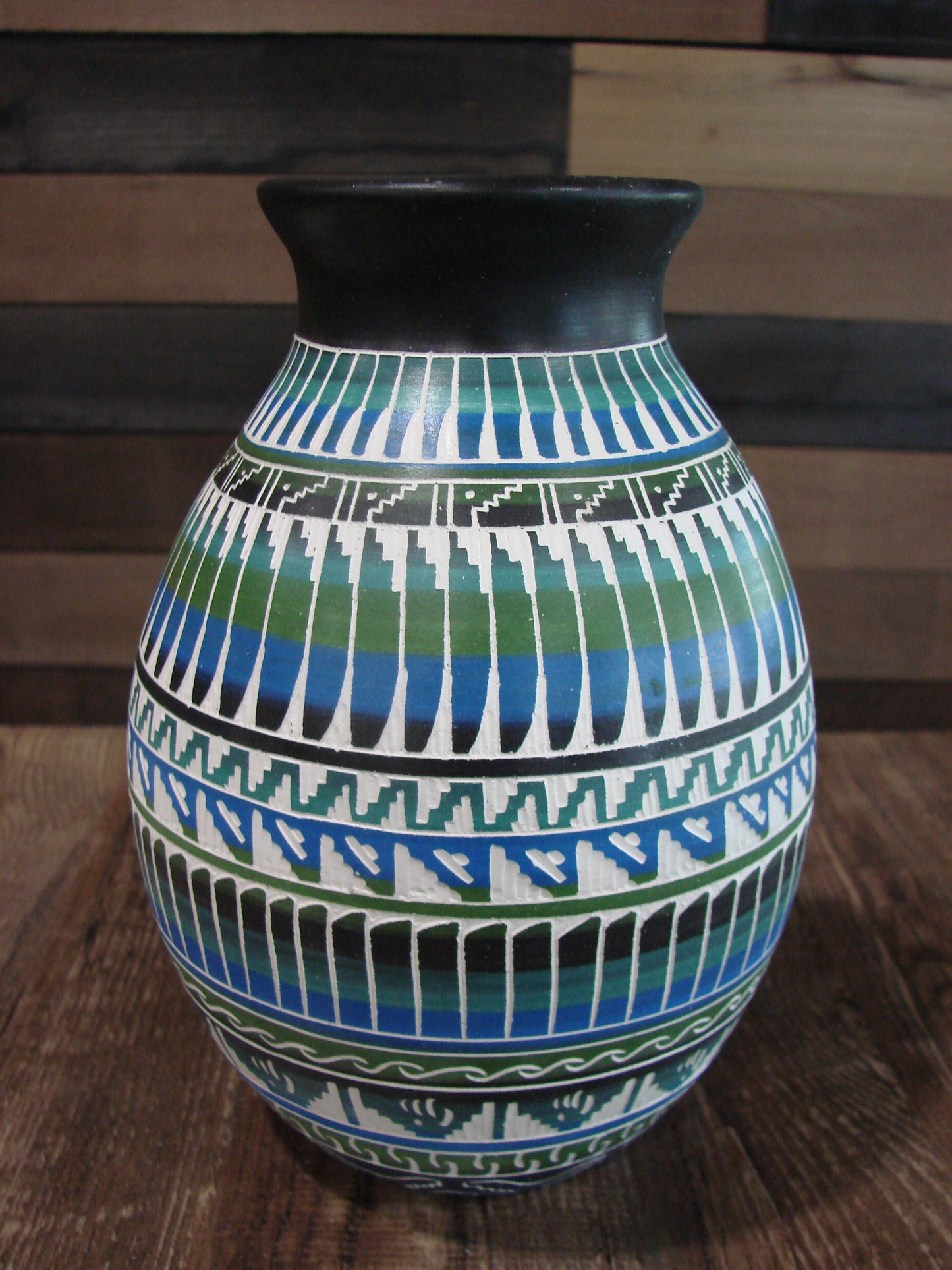 Native American Hand Etched & Hand Painted Pottery - Gilmore