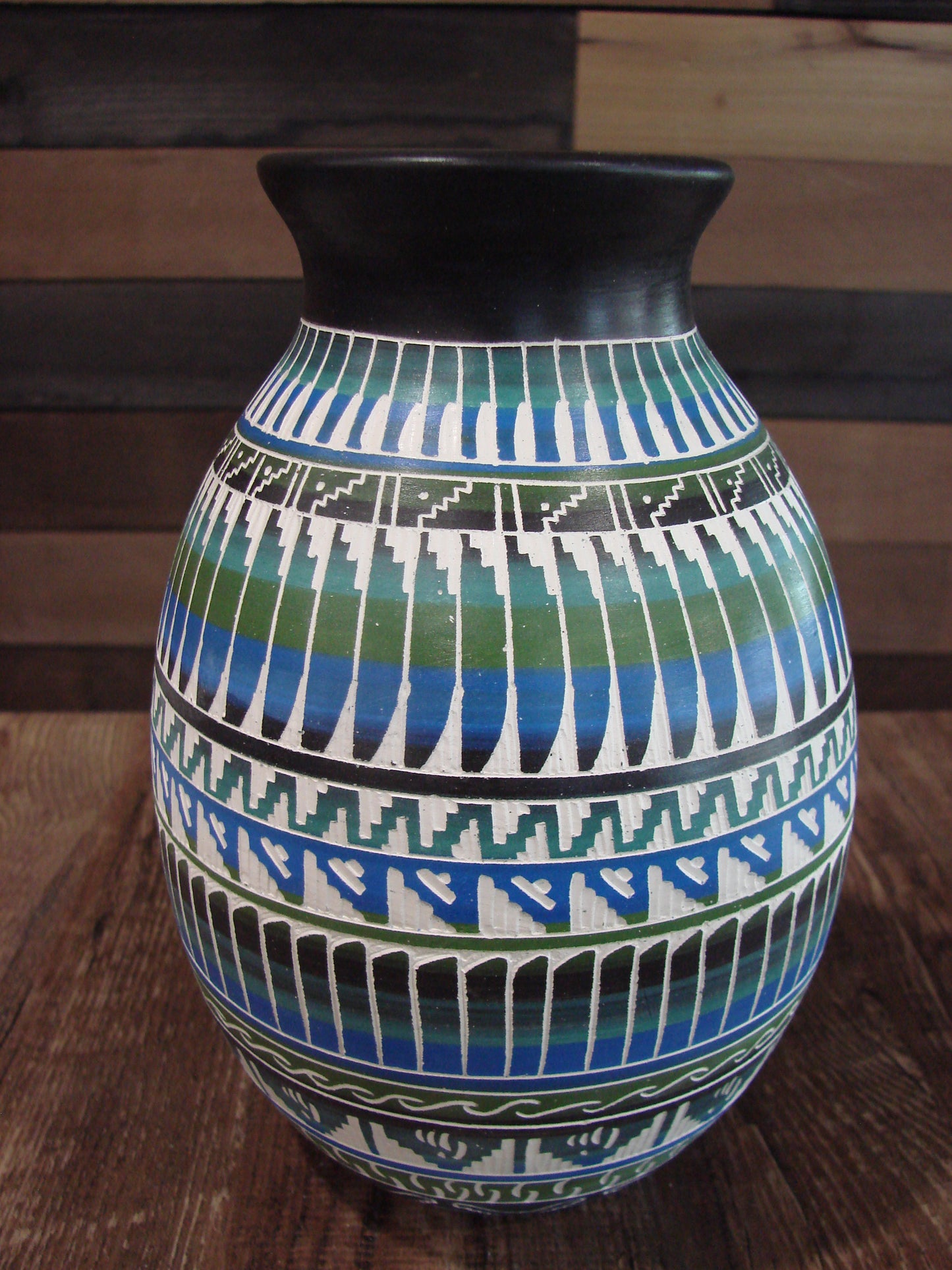 Native American Hand Etched & Hand Painted Pottery - Gilmore