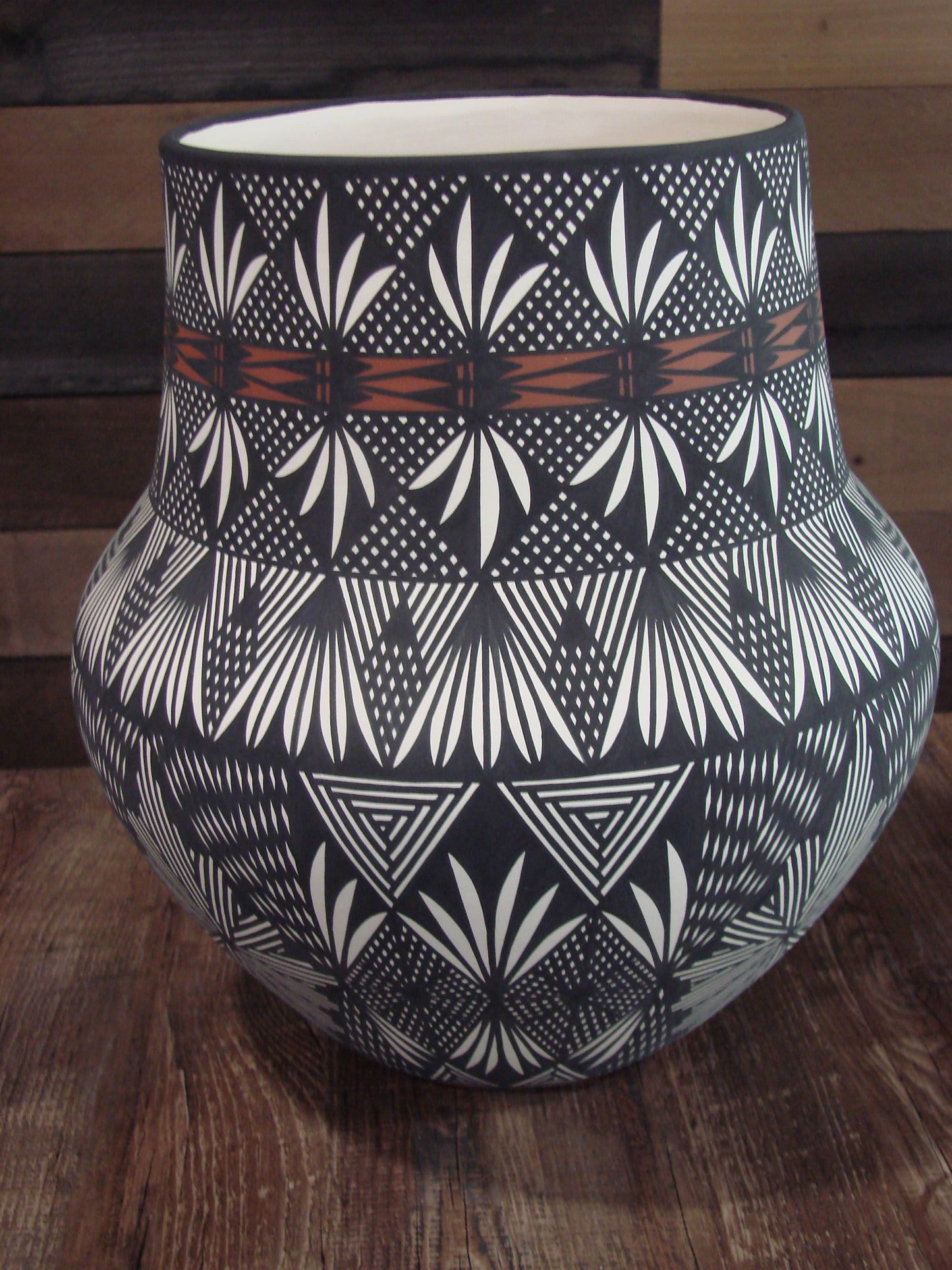 Native American Acoma Pueblo Fine Line Hand Painted Pottery by Vallo