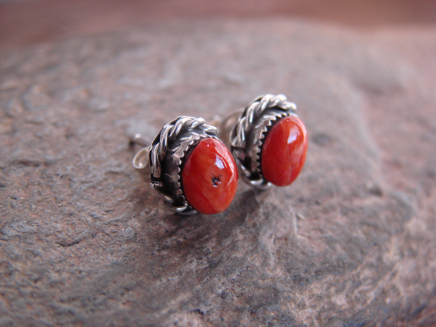 Native American Sterling Silver Oval Spiny Oyster Stud Post Earrings by Cachini