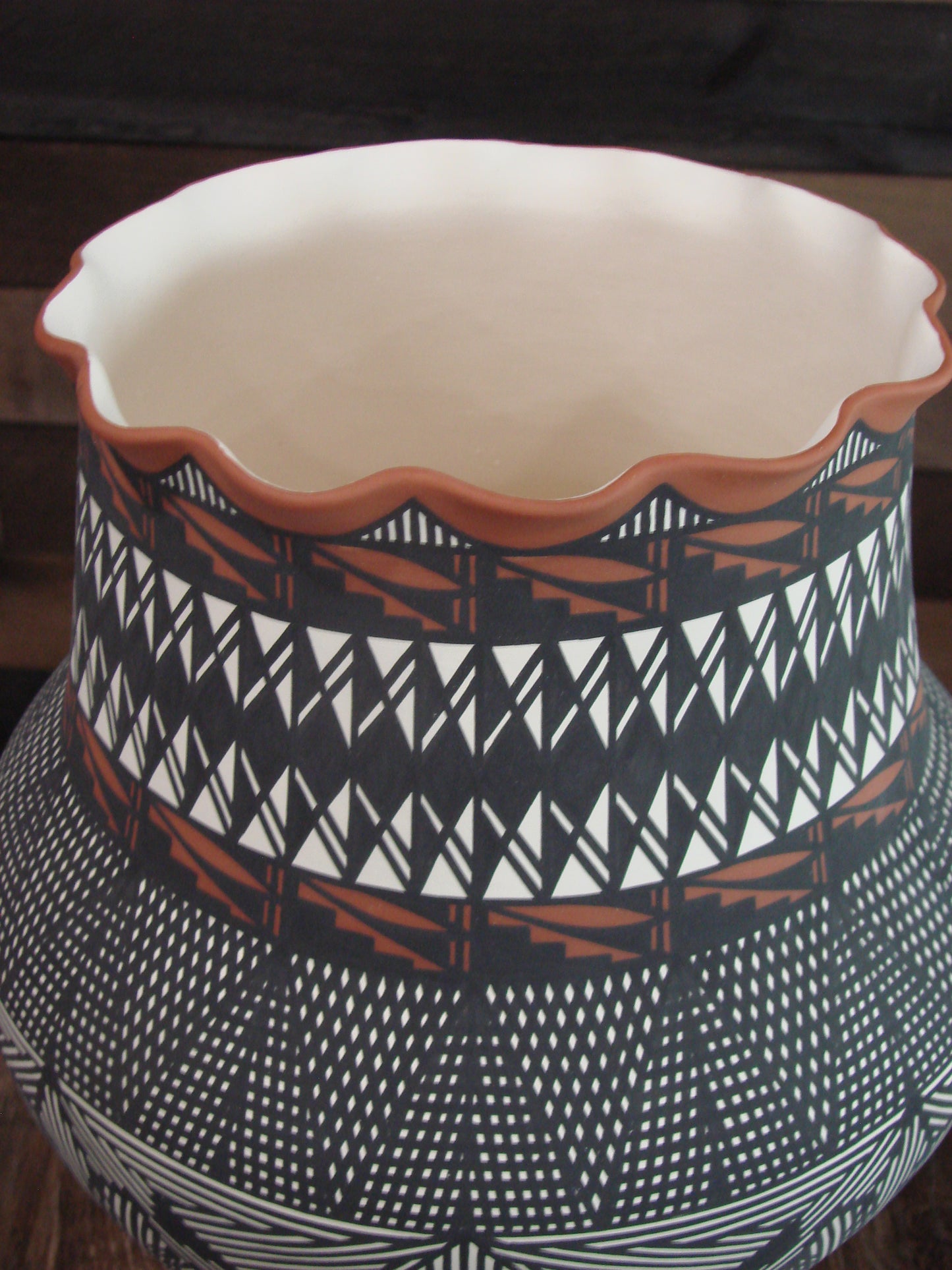 Native American Acoma Pueblo Fine Line Hand Painted Pottery by Vallo