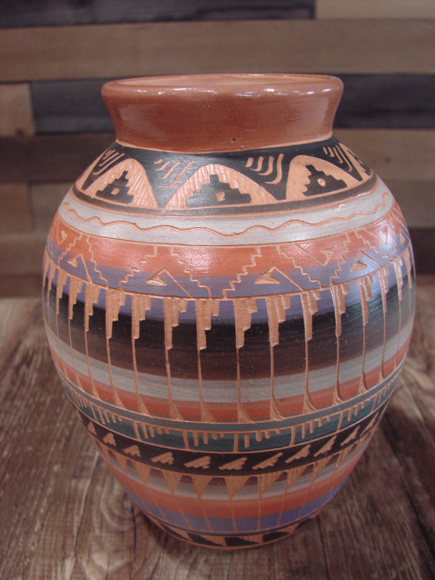 Native American Hand Etched & Hand Painted Pottery - Gilmore