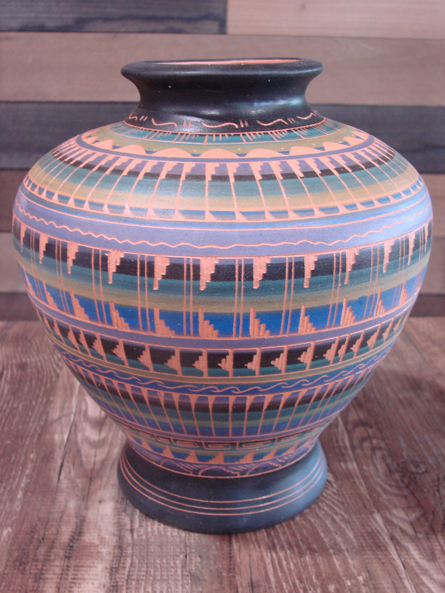 Native American Hand Etched & Hand Painted Pottery - Gilmore