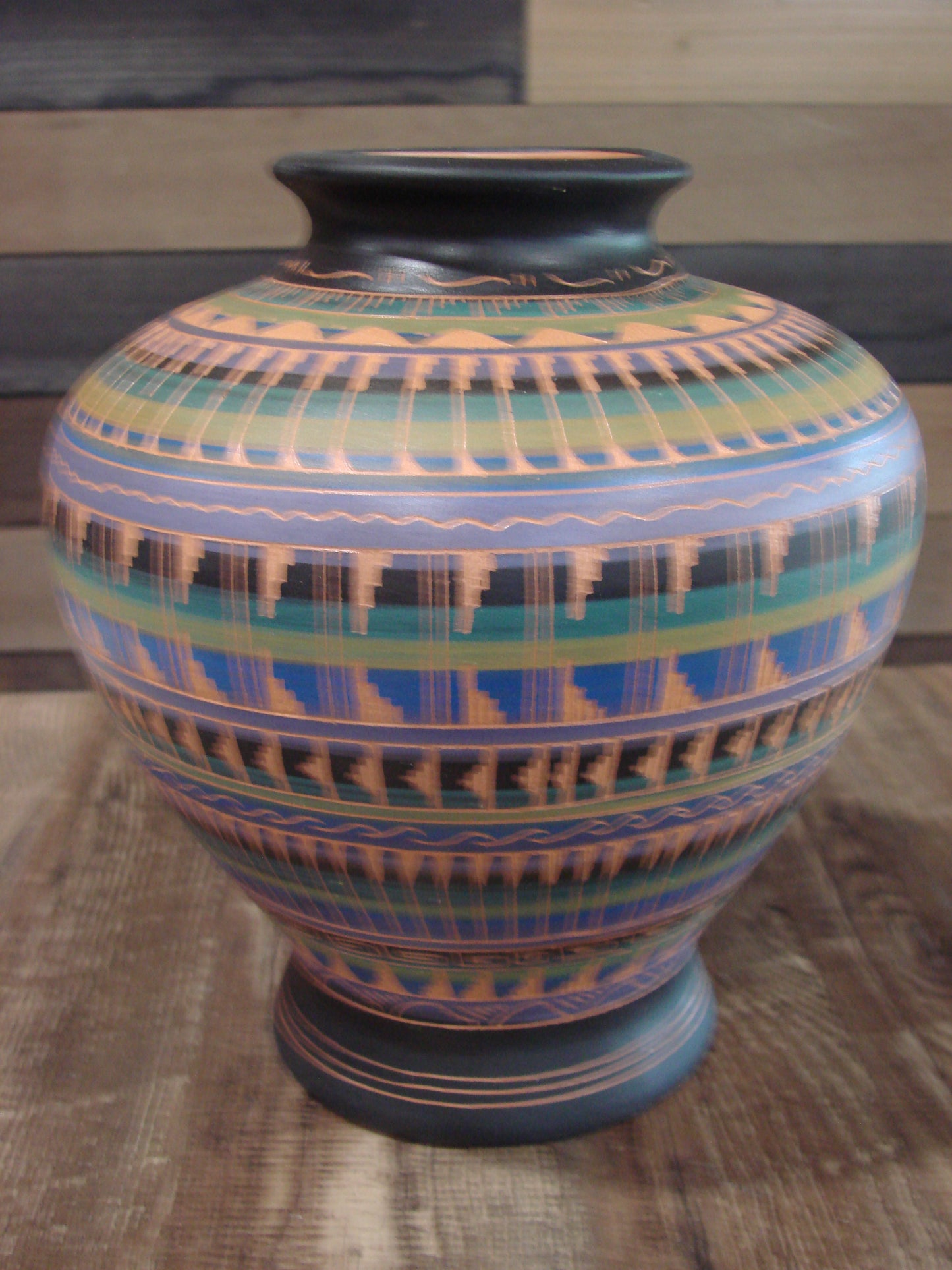 Native American Hand Etched & Hand Painted Pottery - Gilmore
