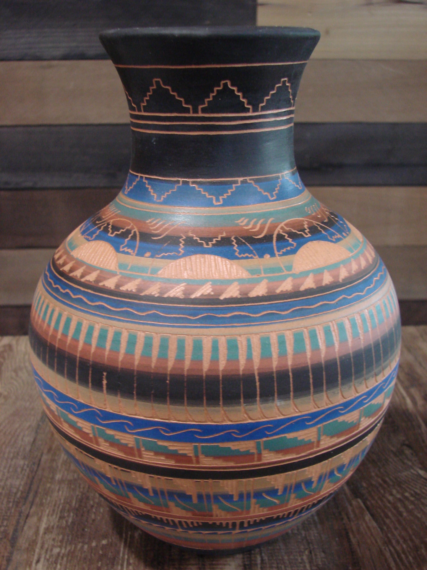 Native American Hand Etched & Hand Painted Pottery - Gilmore
