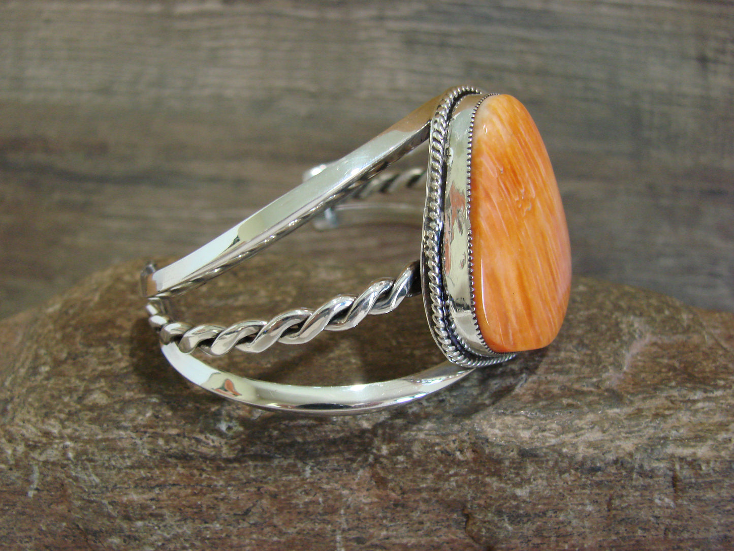 Native American Sterling Silver & Spiny Oyster Bracelet Signed Begay