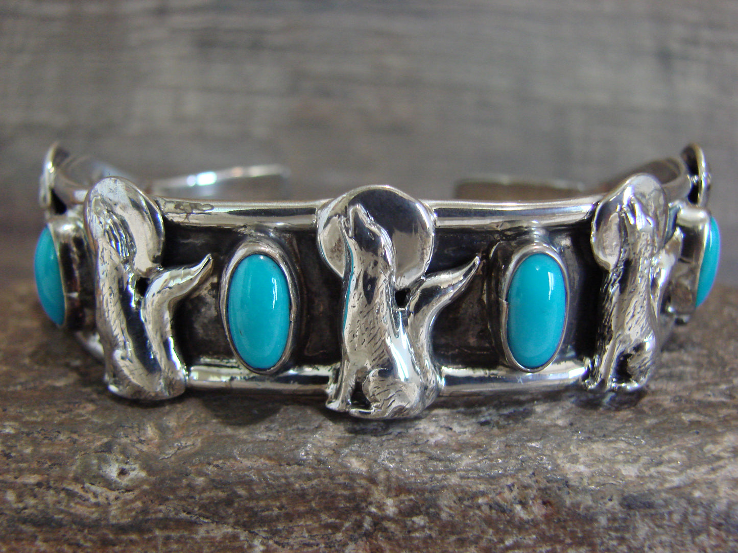 Native American Sterling Silver & Turquoise Howling Lobo Wolf Bracelet - Yazzie