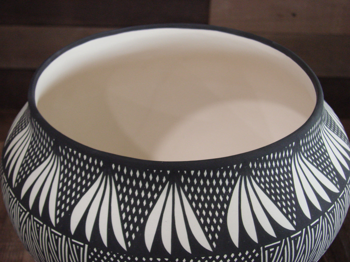 Native American Acoma Pueblo Fine Line Hand Painted Pottery by Vallo