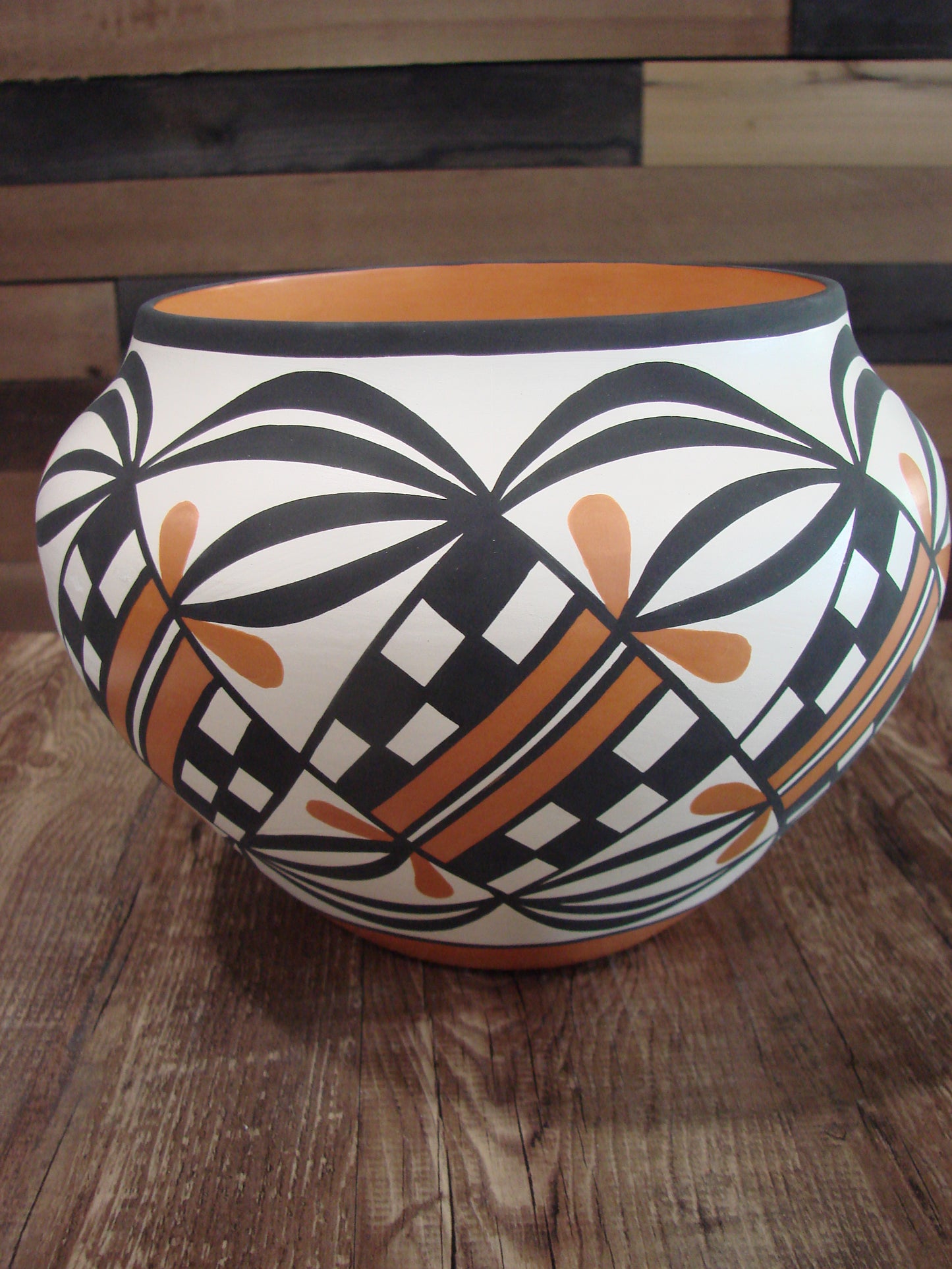 Native American Fine Line Acoma Hand Painted Pottery by L. Joe
