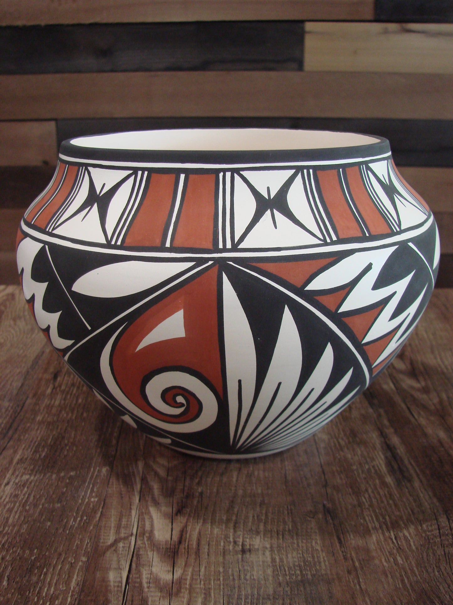 Native American Fine Line Acoma Hand Painted Pottery by L. Joe