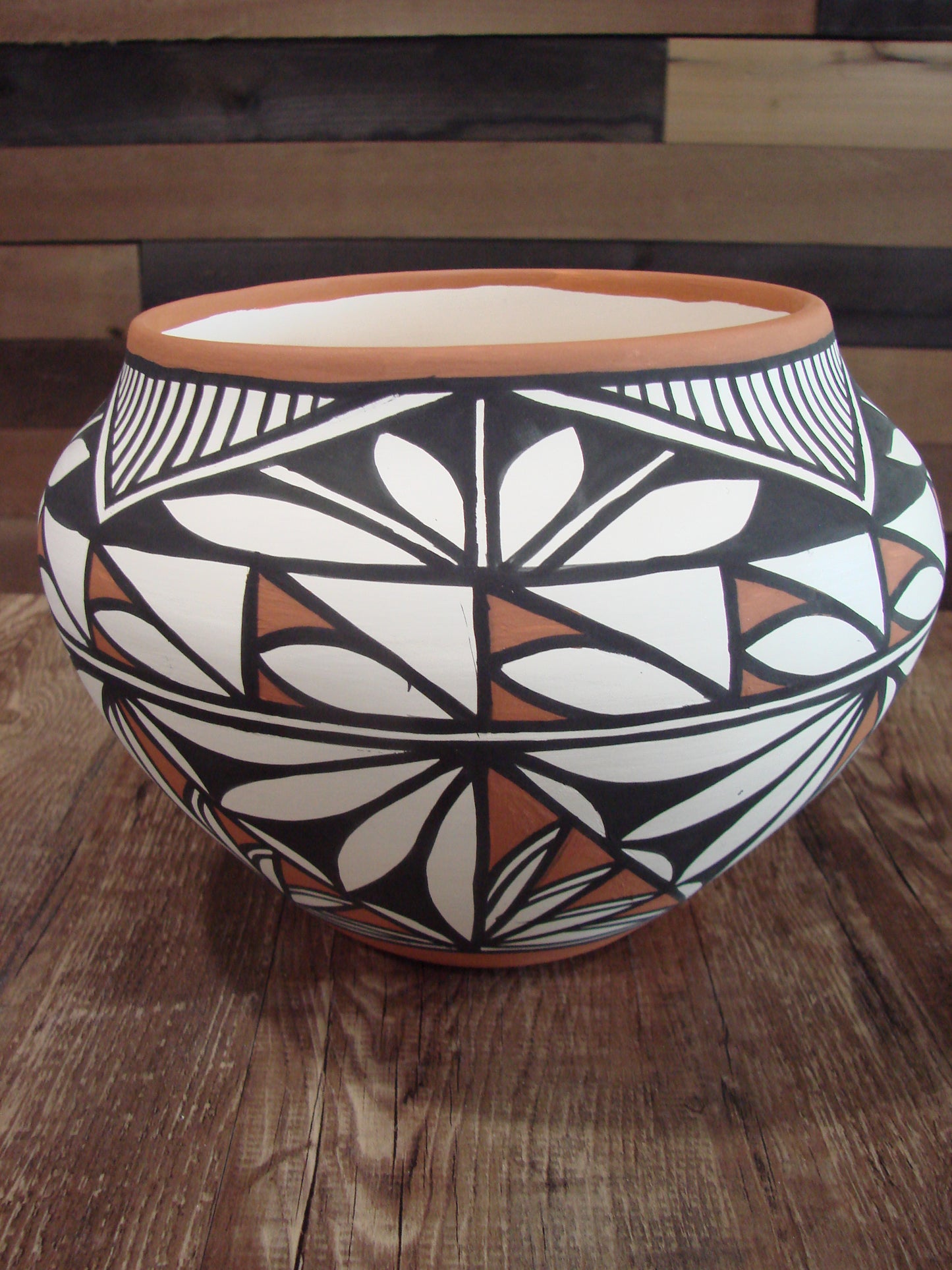 Native American Fine Line Laguna Hand Painted Pottery by Davis