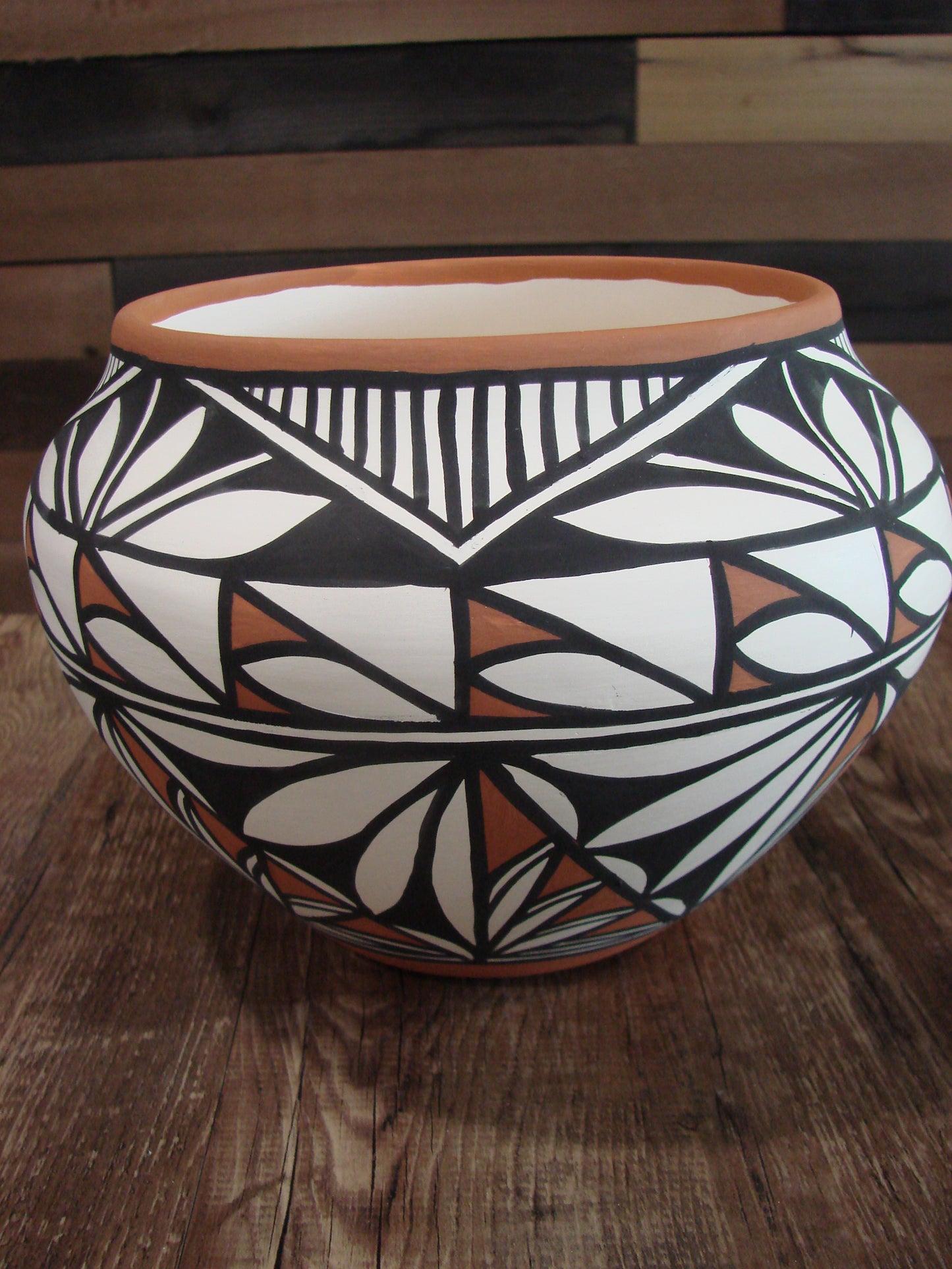 Native American Fine Line Laguna Hand Painted Pottery by Davis