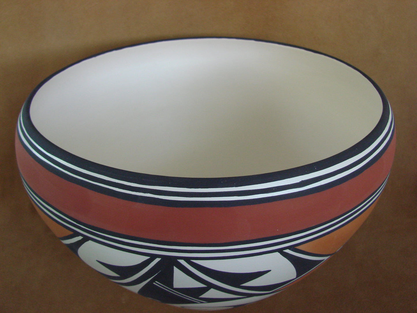 Large Acoma Pueblo Fine Line Hand Painted Pottery by Joe