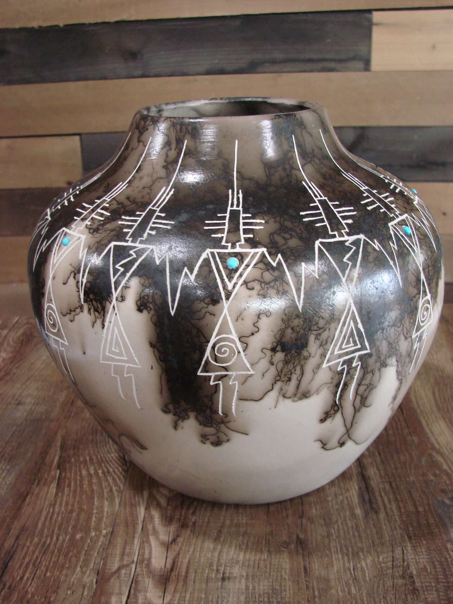 Native American Acoma Hand Etched Horse Hair Pottery by Yellow Corn