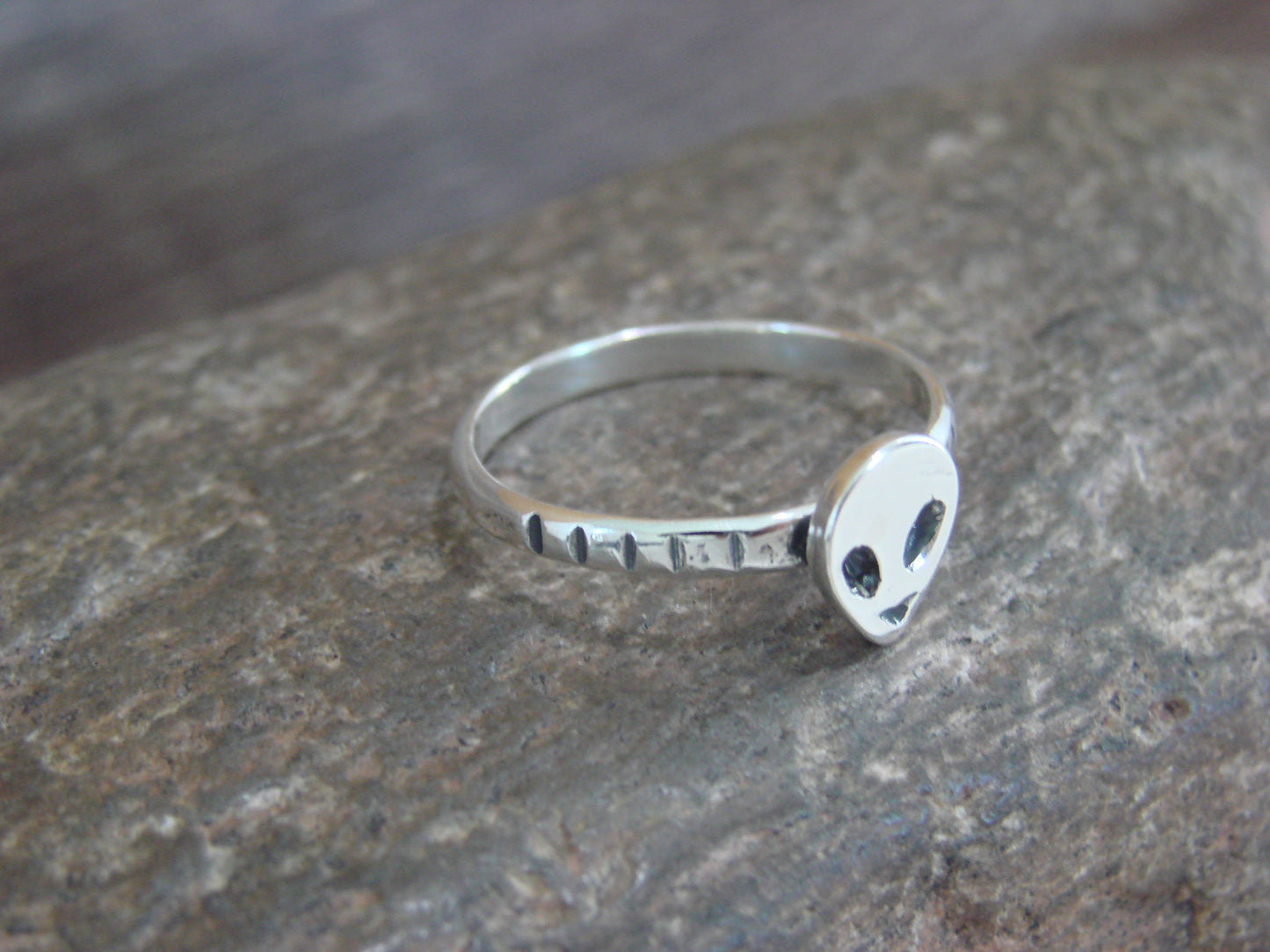 Native American Indian Sterling Silver Alien Ring - Lopez - Size 7