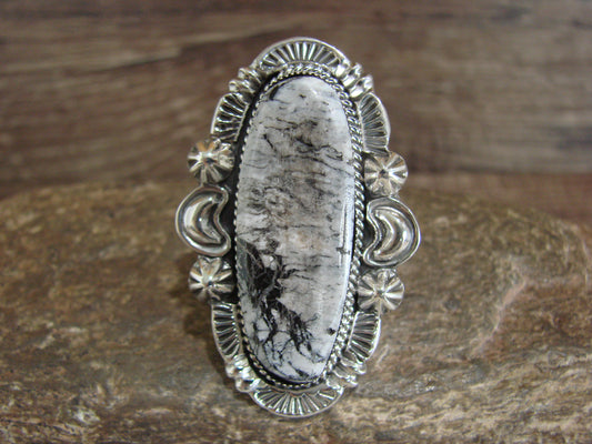 Native American Sterling Silver & White Buffalo Turquoise Ring - Delgarito- Size 4.5