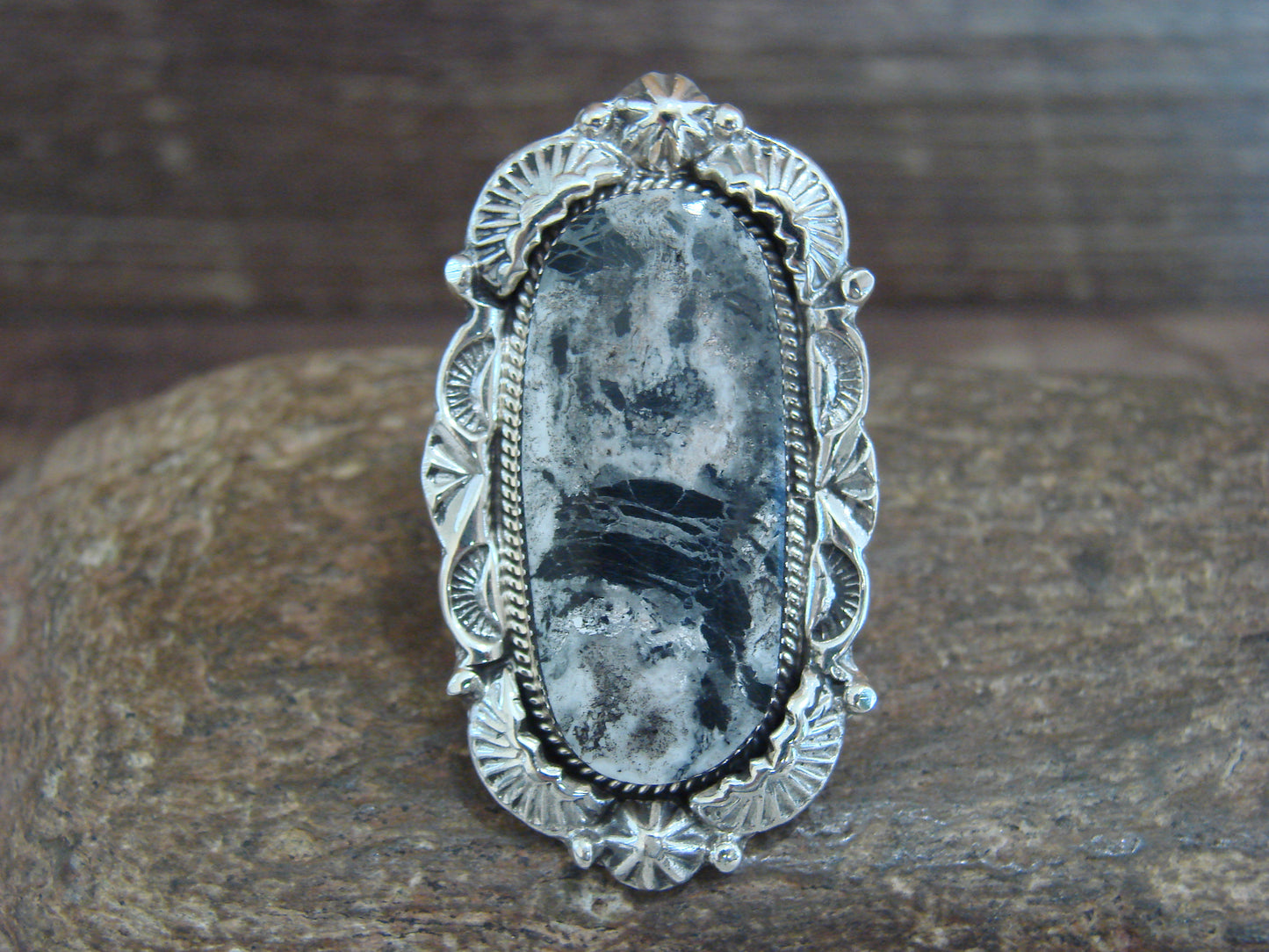 Native American Sterling Silver & White Buffalo Turquoise Ring - Delgarito- Size 6