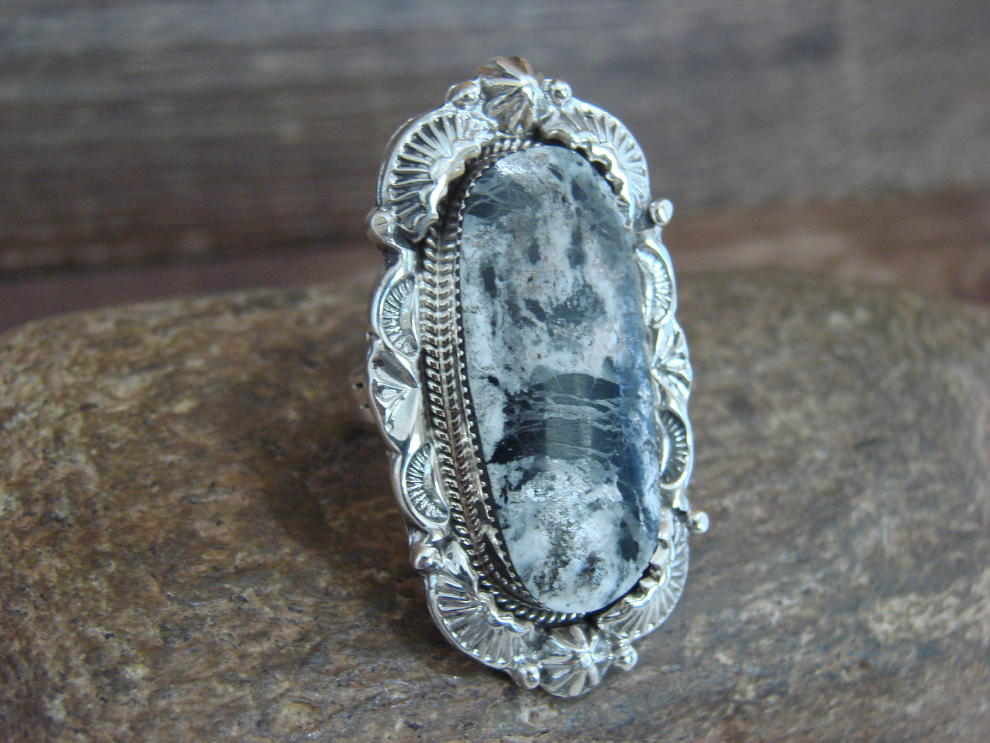 Native American Sterling Silver & White Buffalo Turquoise Ring - Delgarito- Size 6