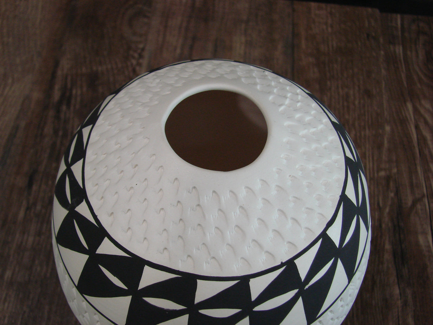 Native American Acoma Fine Line Hand Painted Pottery by B. Garcia