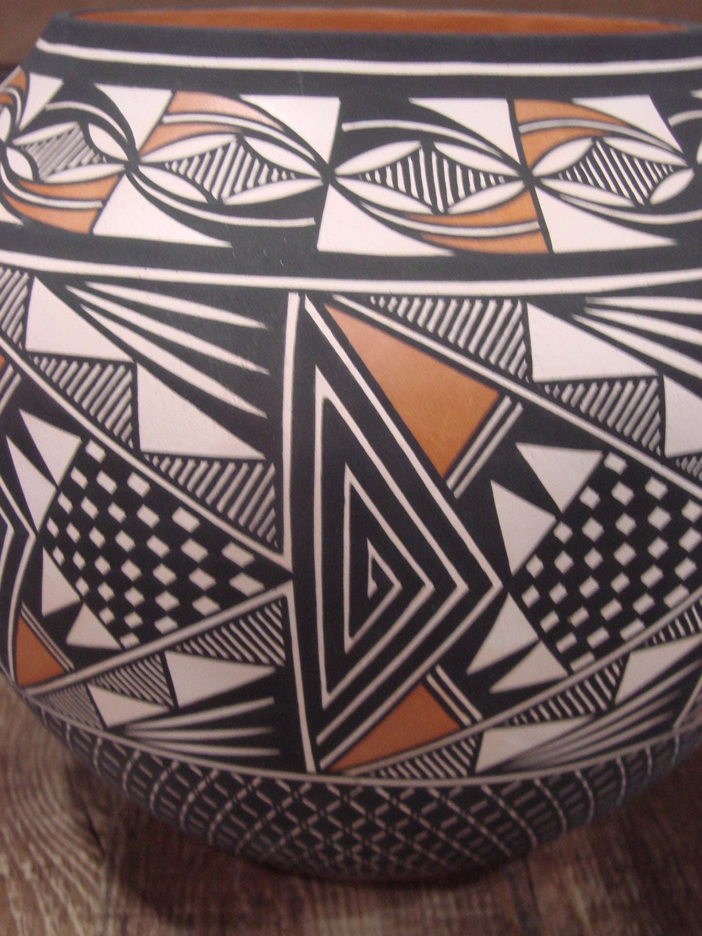 Native American Fine Line Hand Coiled Pottery by Terrance Chino Sr.