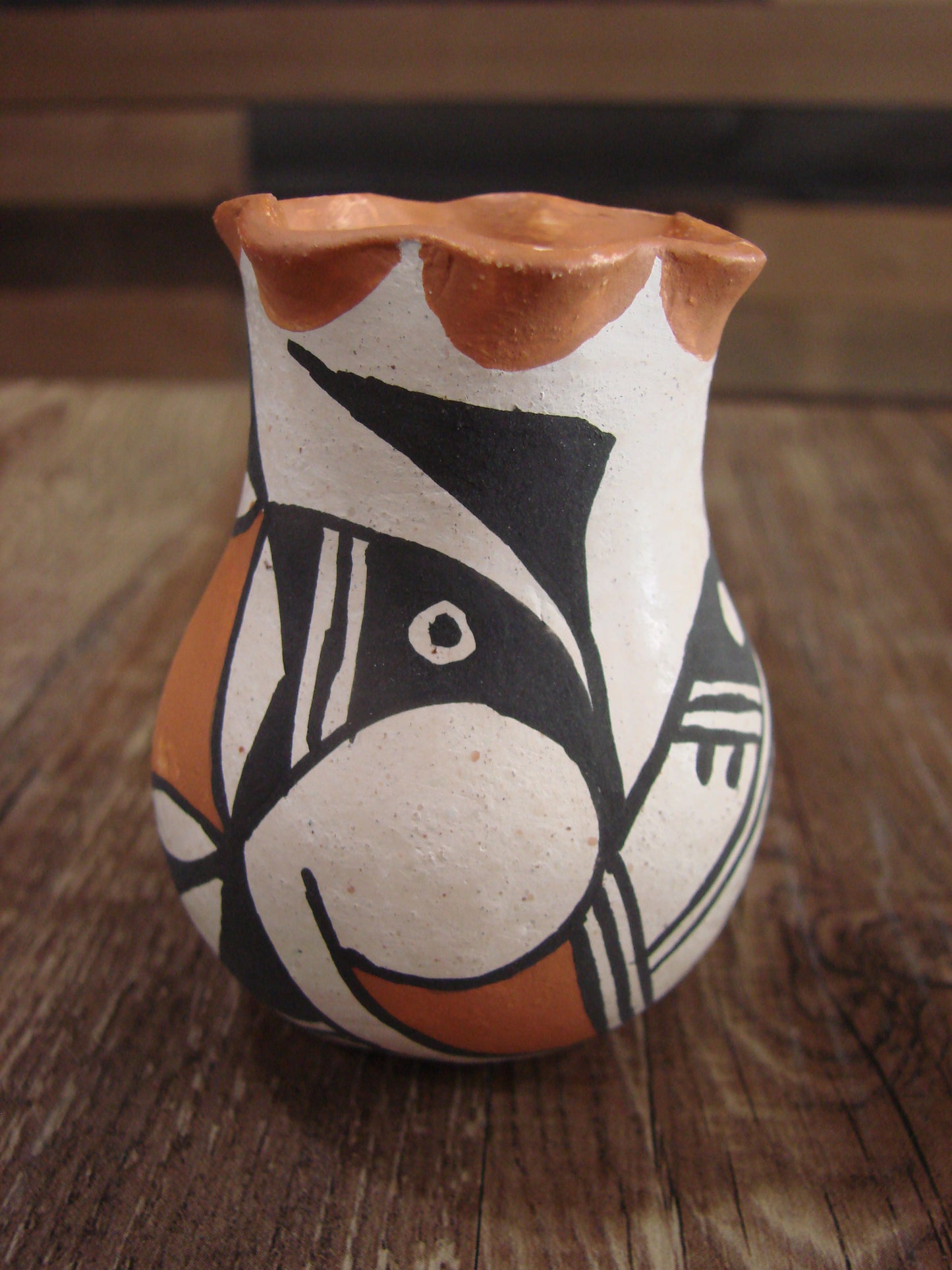 Small Native American Acoma Hand Made Clay Pottery by Leno