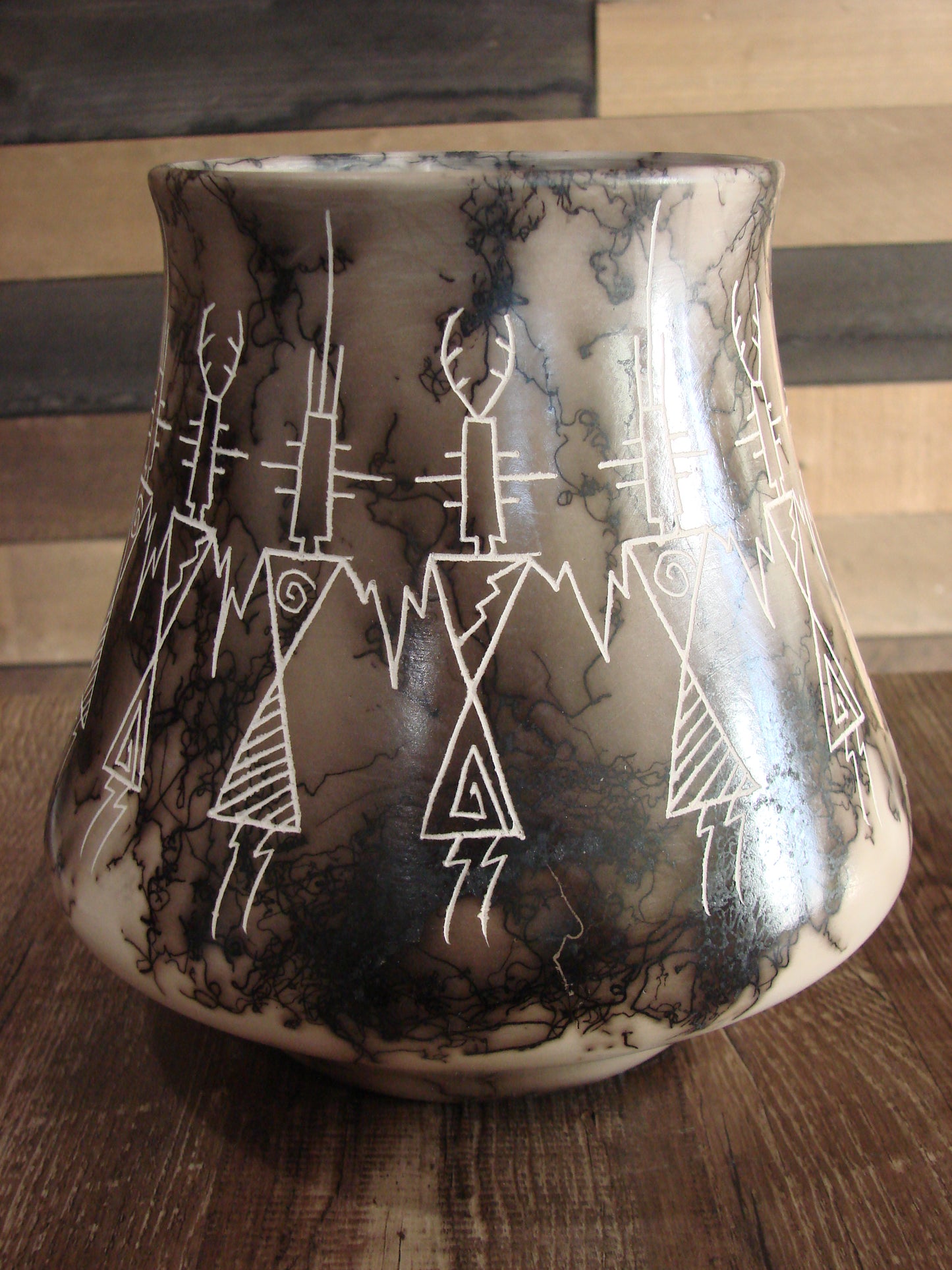 Native American Acoma Hand Etched Horse Hair Pottery by Yellow Corn