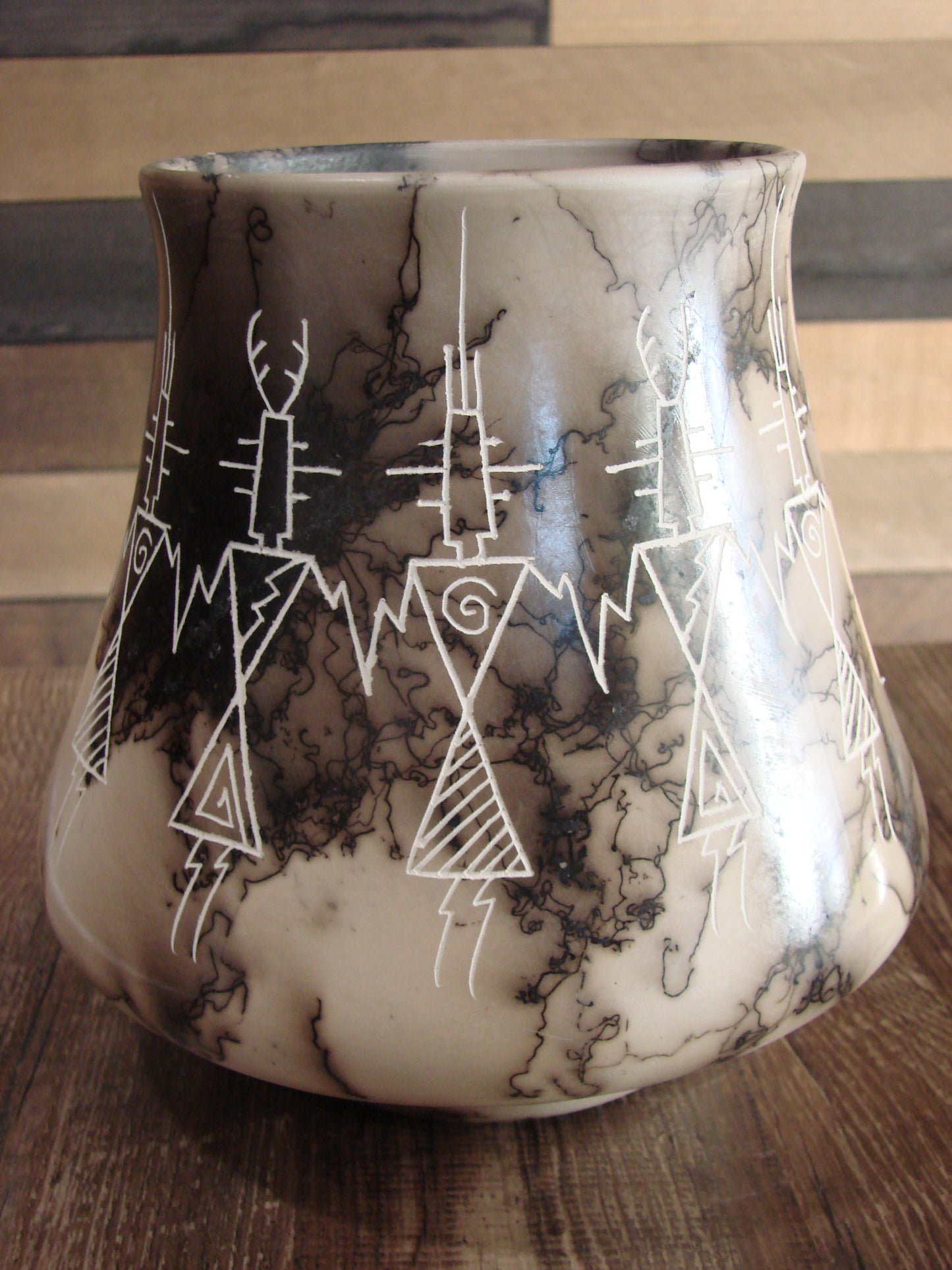 Native American Acoma Hand Etched Horse Hair Pottery by Yellow Corn