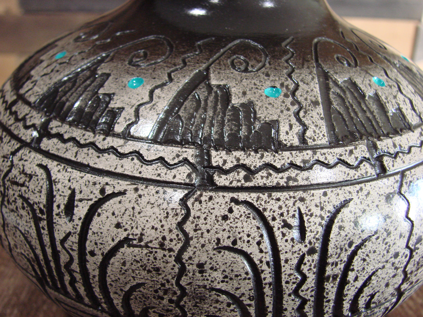 Native American Hand Etched Pottery Signed by Dewayne & Eskeets