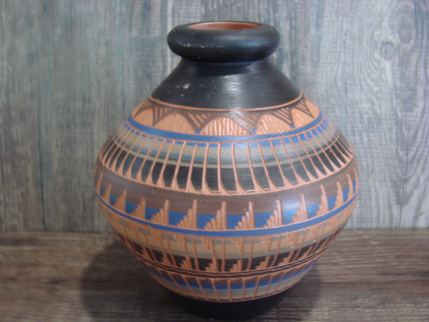 Native American Hand Etched & Hand Painted Pottery - Gilmore