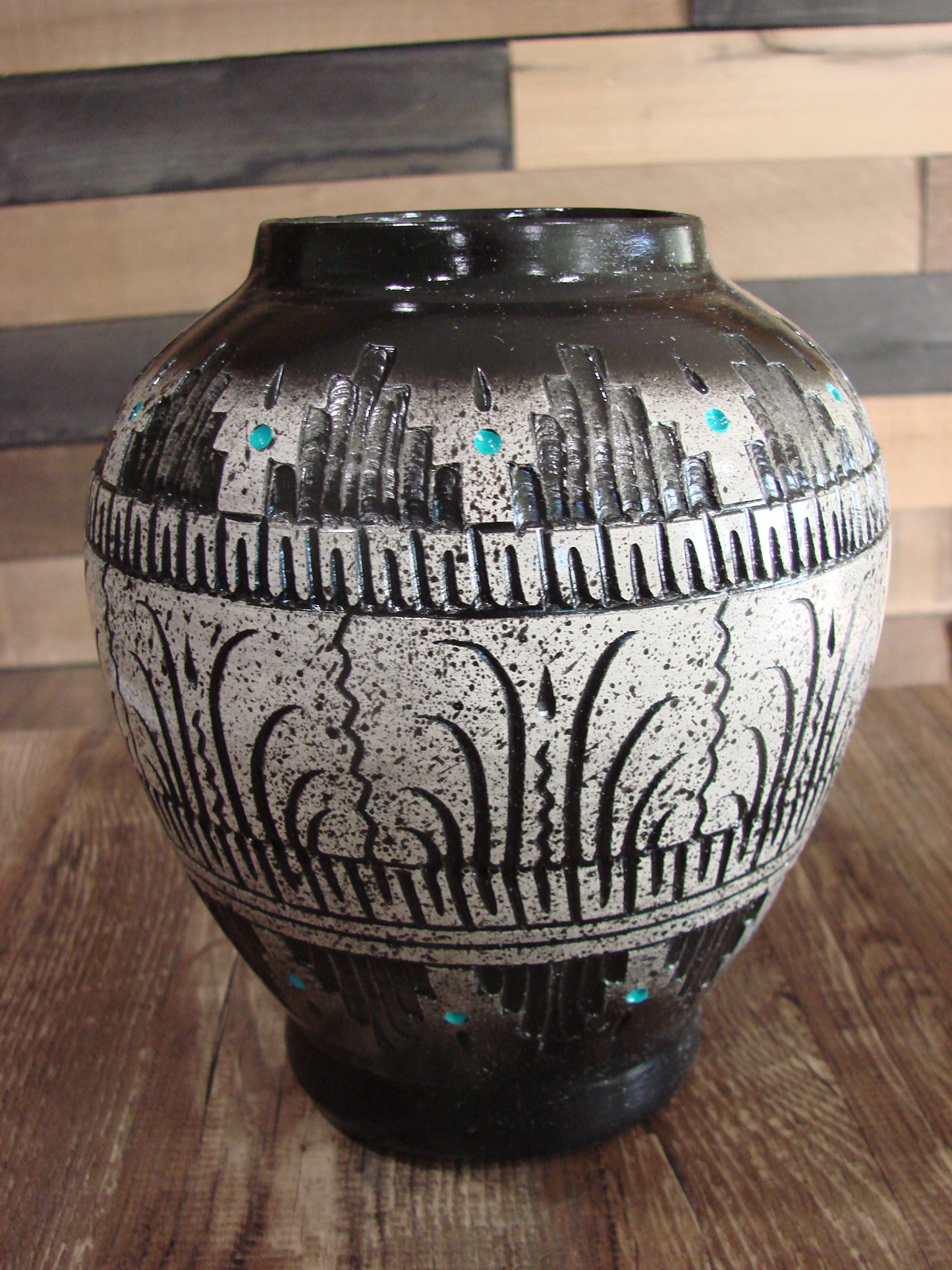Native American Hand Etched Pottery Signed by Dewayne & Eskeets