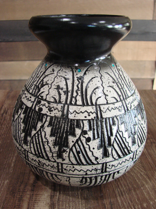 Native American Hand Etched Pottery Signed by Dewayne & Eskeets