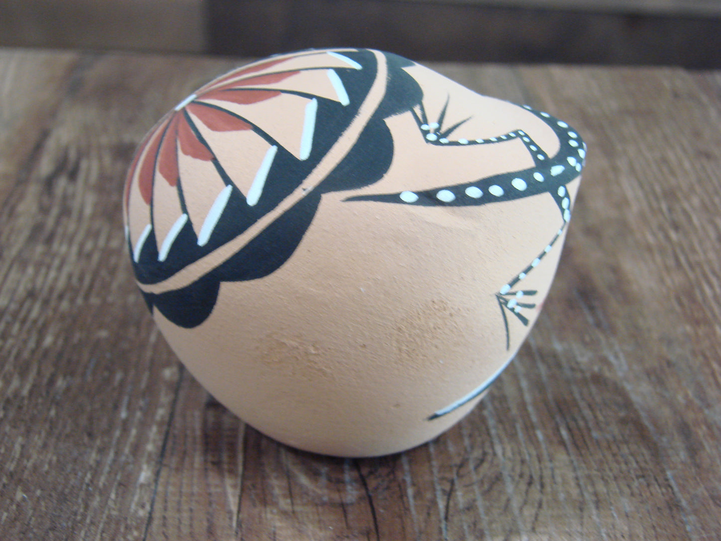 Native American Jemez Indian Handmade Clay Lizard Seed Pot by Chinana