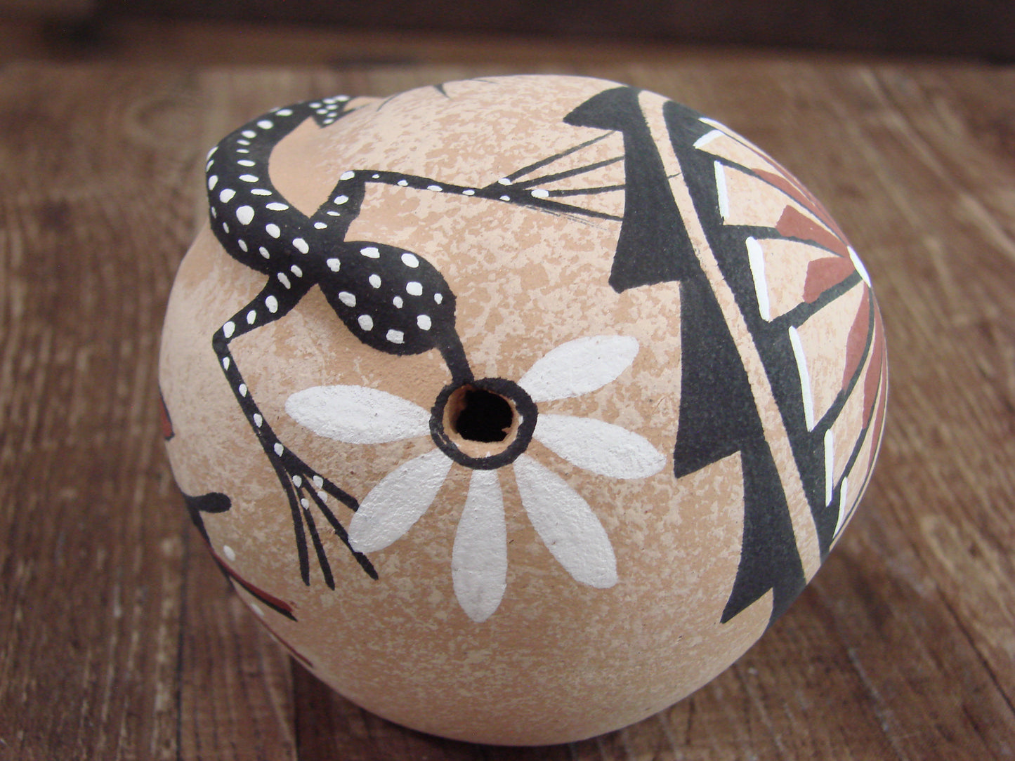 Native American Jemez Indian Handmade Clay Lizard Seed Pot by Chinana
