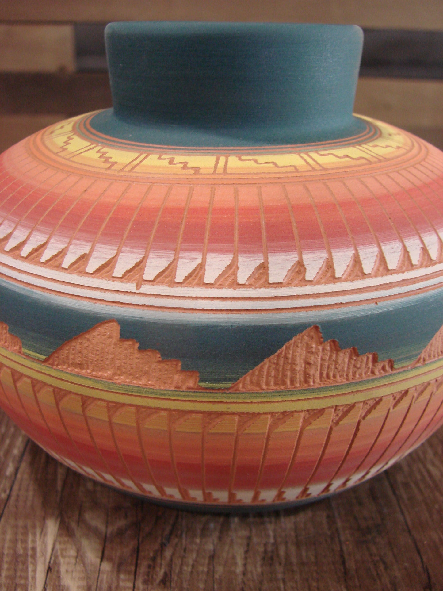 Native American Navajo Indian Hand Etched & Hand Painted Pottery - M. Charlie