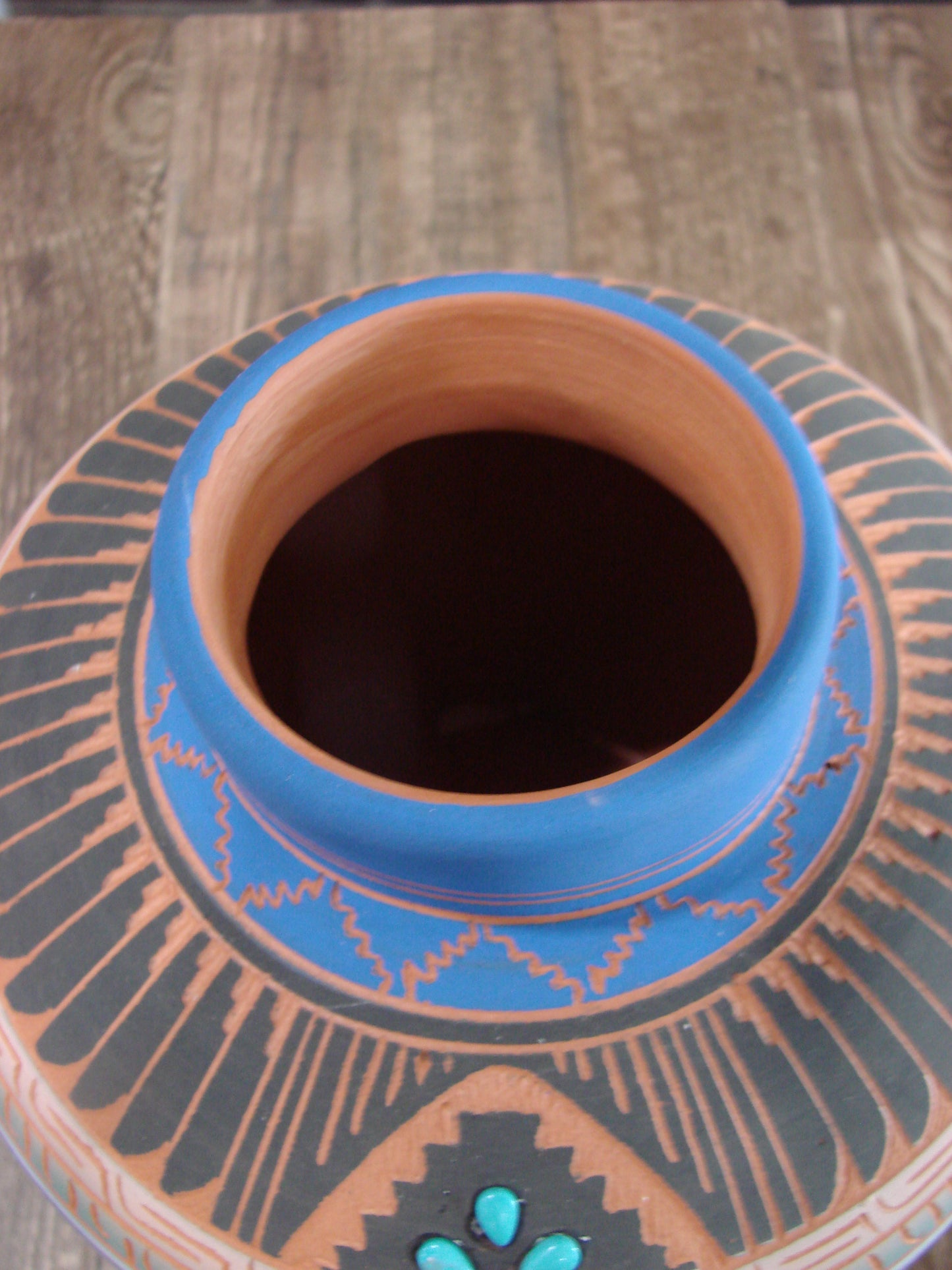 Native American Navajo Indian Hand Etched & Hand Painted Pottery - Valencia