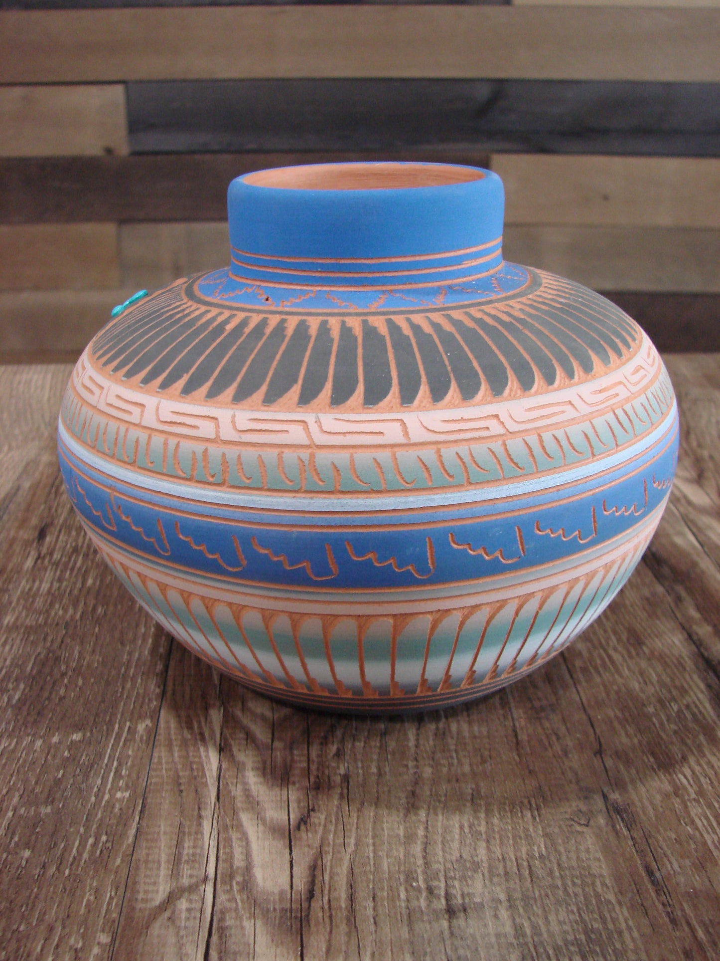 Native American Navajo Indian Hand Etched & Hand Painted Pottery - Valencia