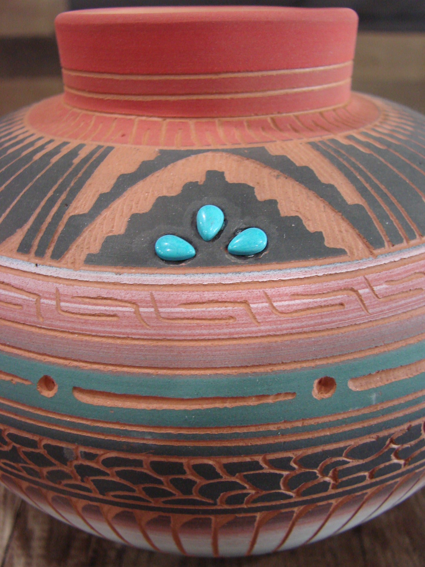 Native American Navajo Indian Hand Etched & Hand Painted Pottery - Valencia