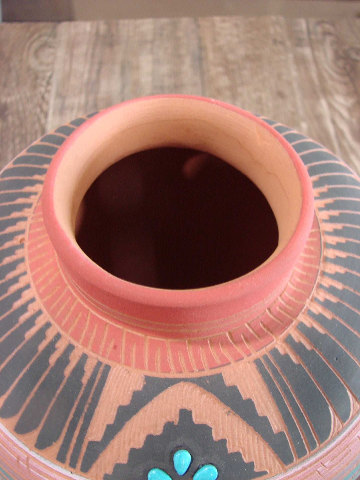 Native American Navajo Indian Hand Etched & Hand Painted Pottery - Valencia