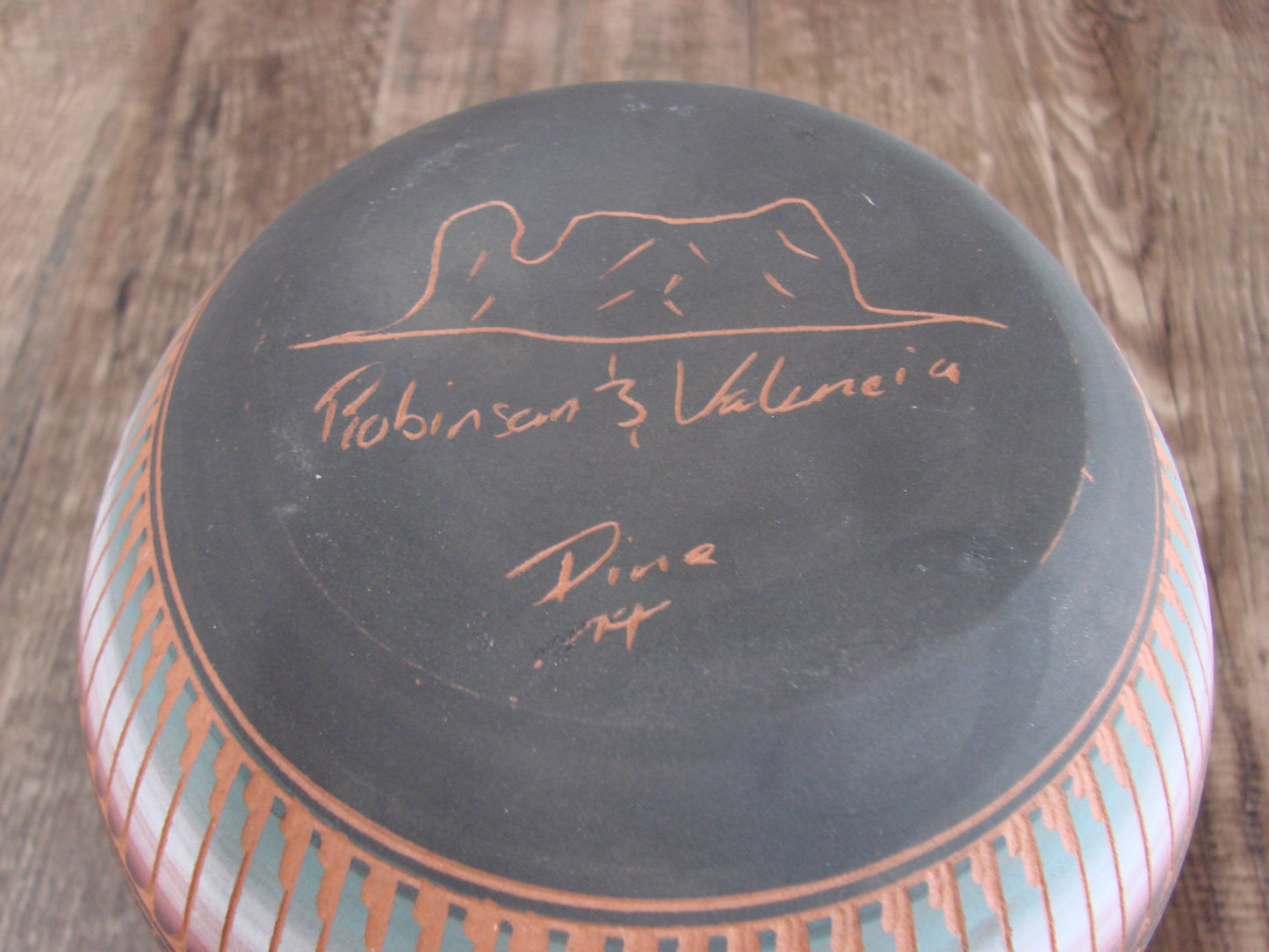 Native American Navajo Indian Hand Etched & Hand Painted Pottery - Valencia