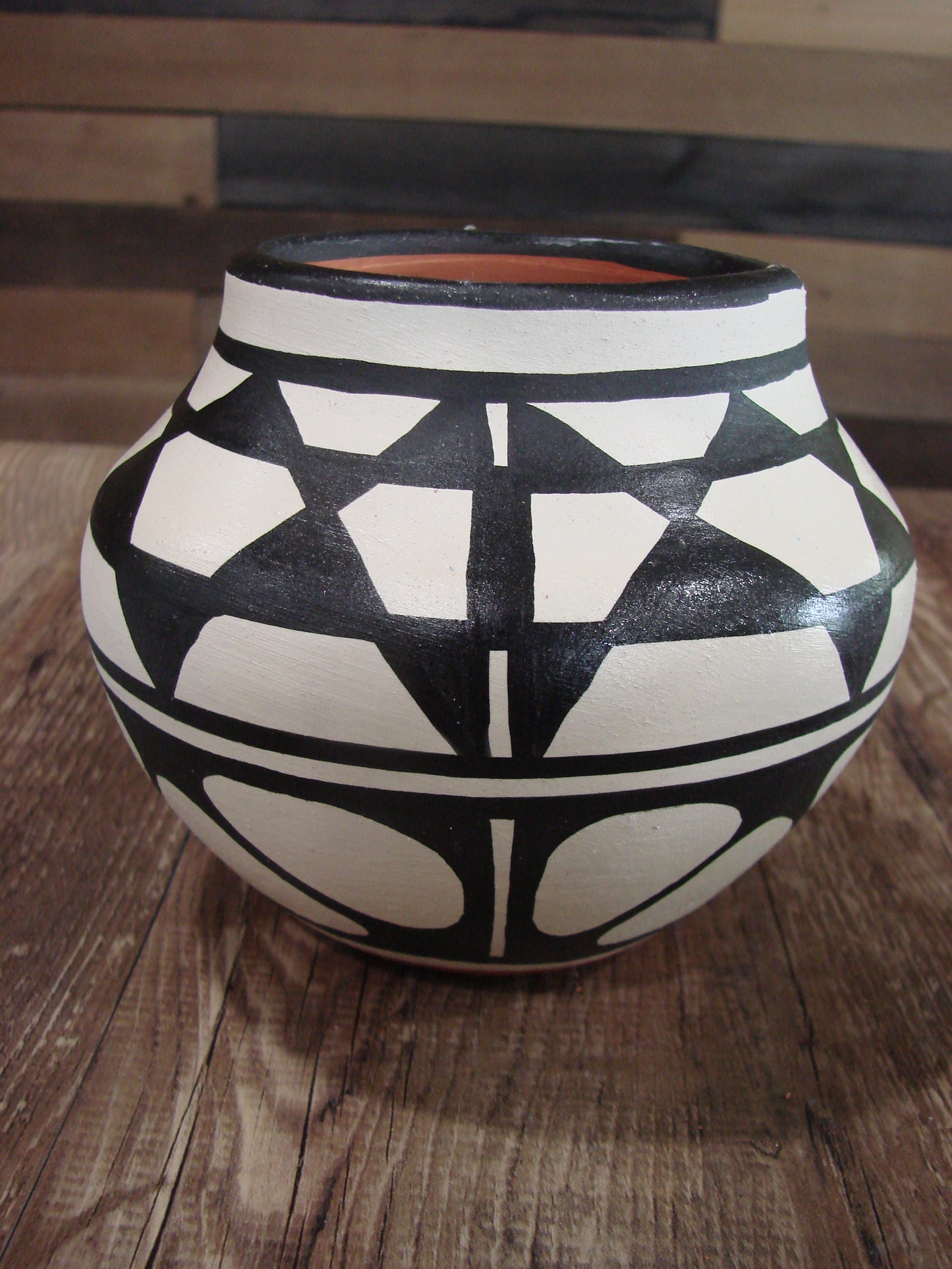 Native American Santo Domingo Kewa Handmade Clay Pottery by R & B