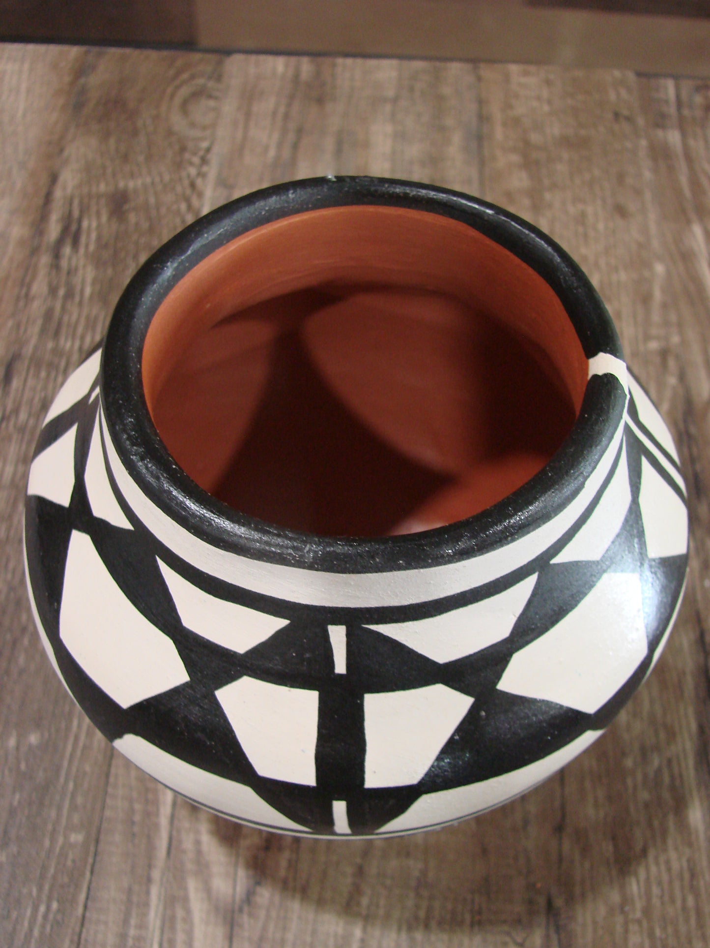 Native American Santo Domingo Kewa Handmade Clay Pottery by R & B