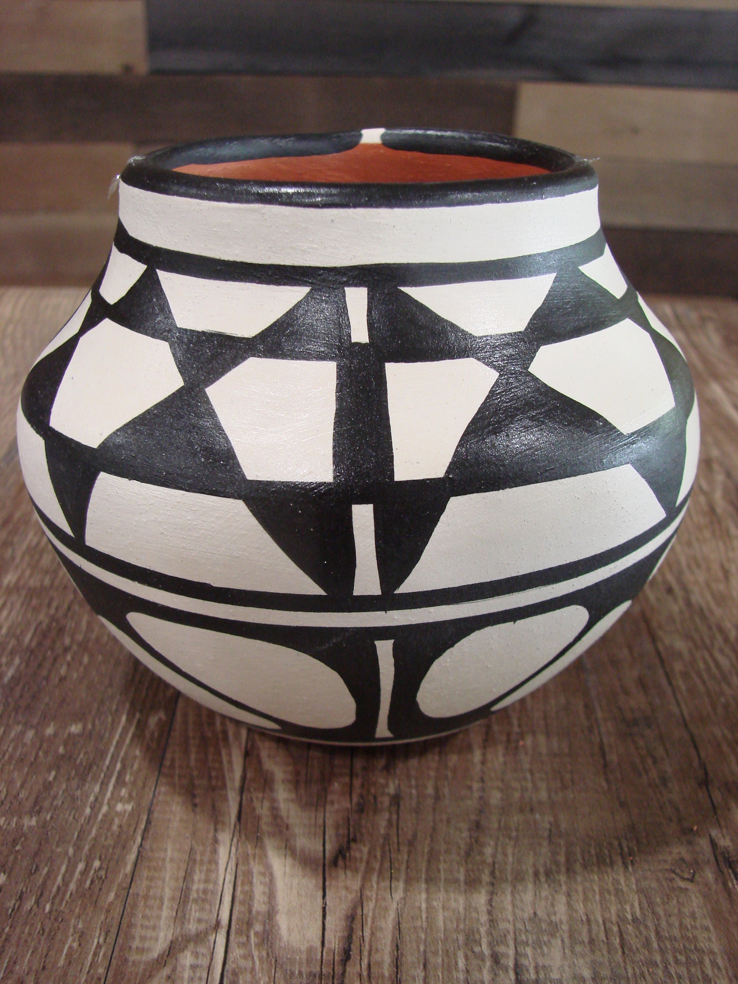 Native American Santo Domingo Kewa Handmade Clay Pottery by R & B