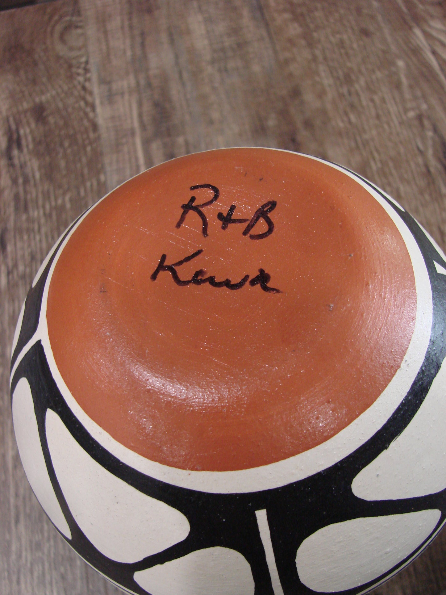 Native American Santo Domingo Kewa Handmade Clay Pottery by R & B