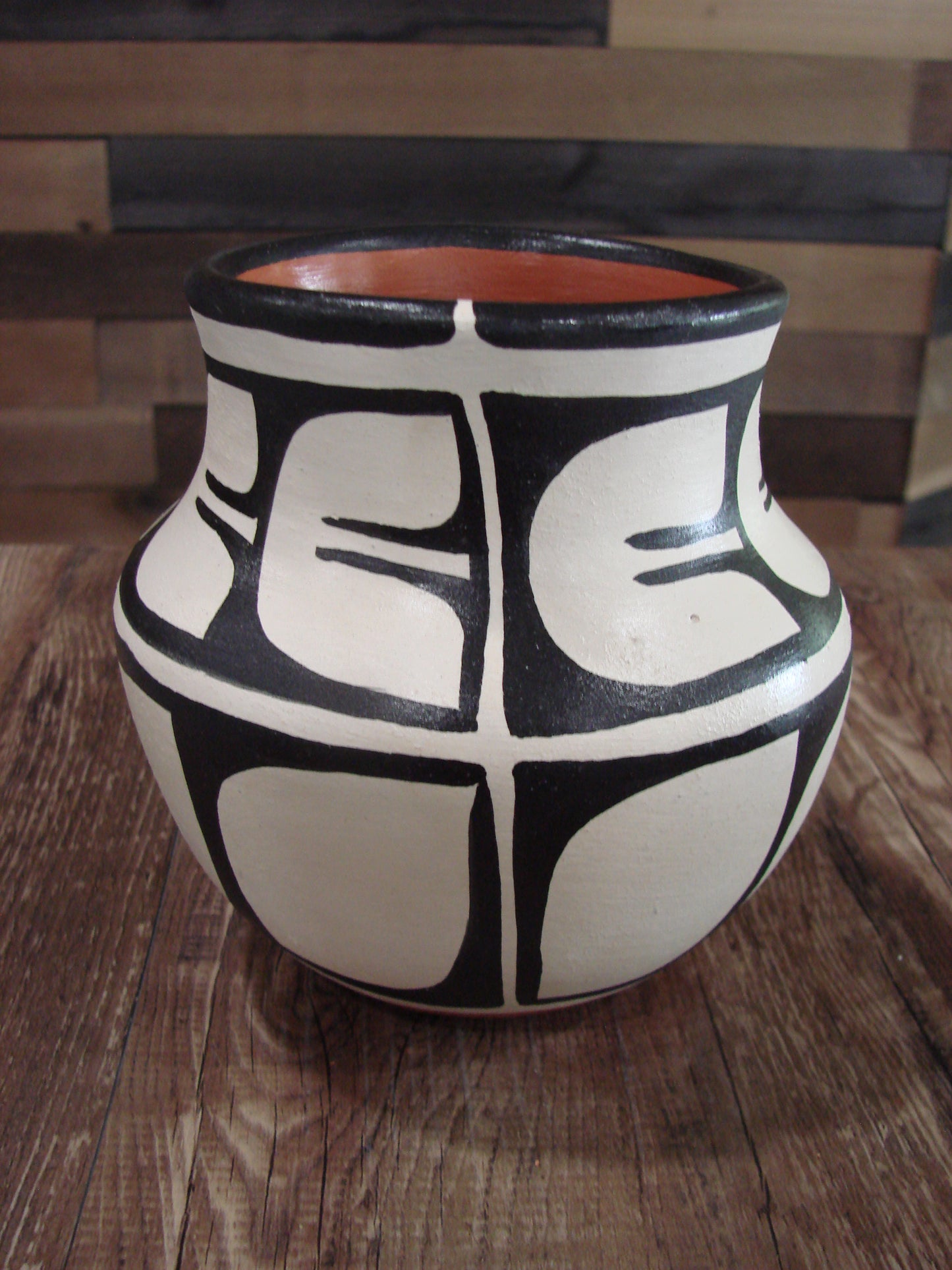 Native American Santo Domingo Kewa Handmade Clay Pottery by R & B