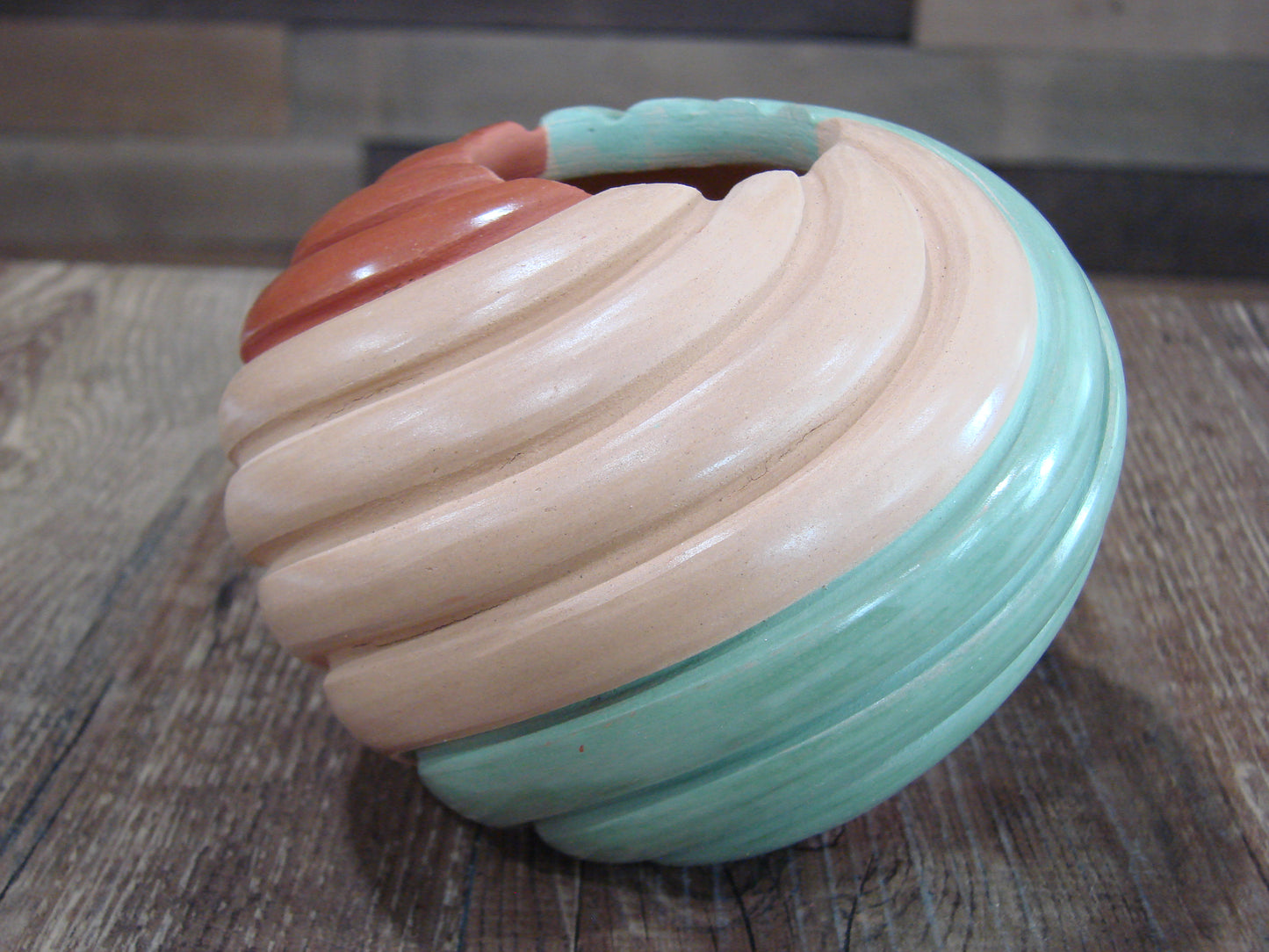 Native American Jemez Clay Hand Coiled Pottery Signed Yepa