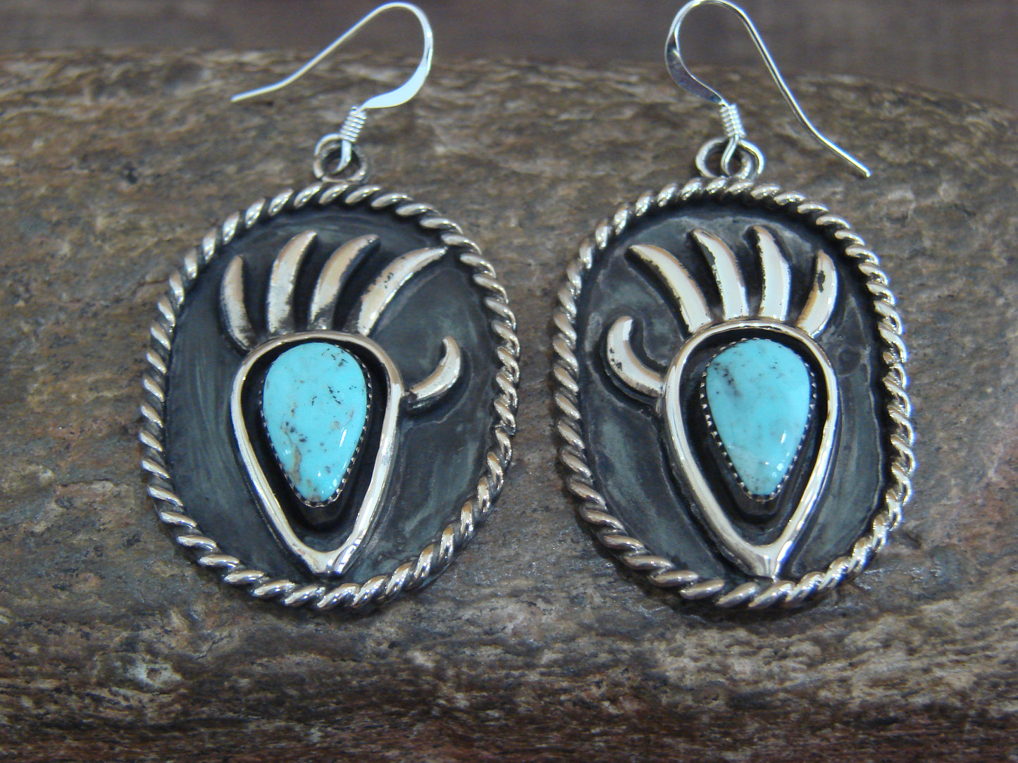 Native American Sterling Silver Turquoise Bear Paw Dangle Earrings - Belin