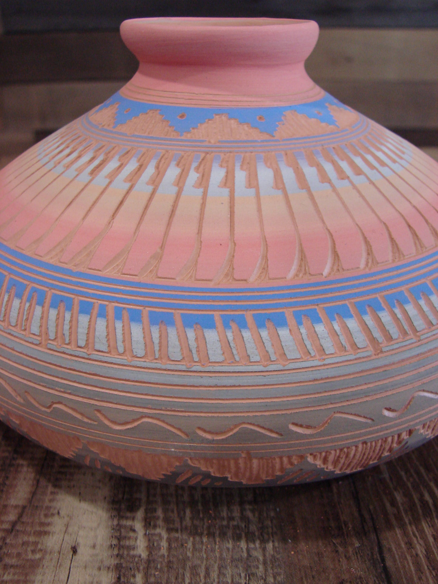 Native American Navajo Hand Etched & Hand Painted Pottery - Charlie