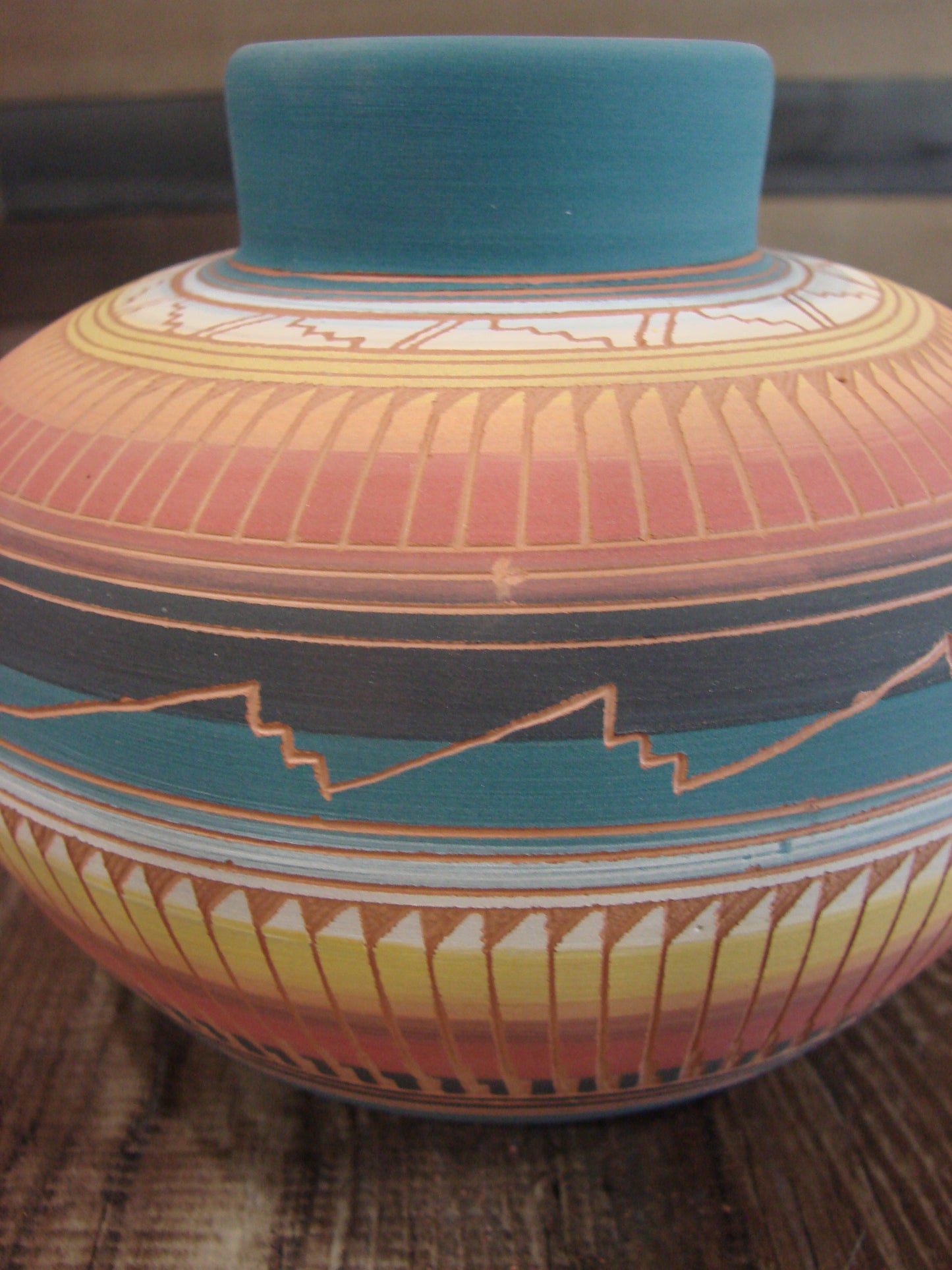 Native American Navajo Hand Etched & Hand Painted Pottery - Charlie