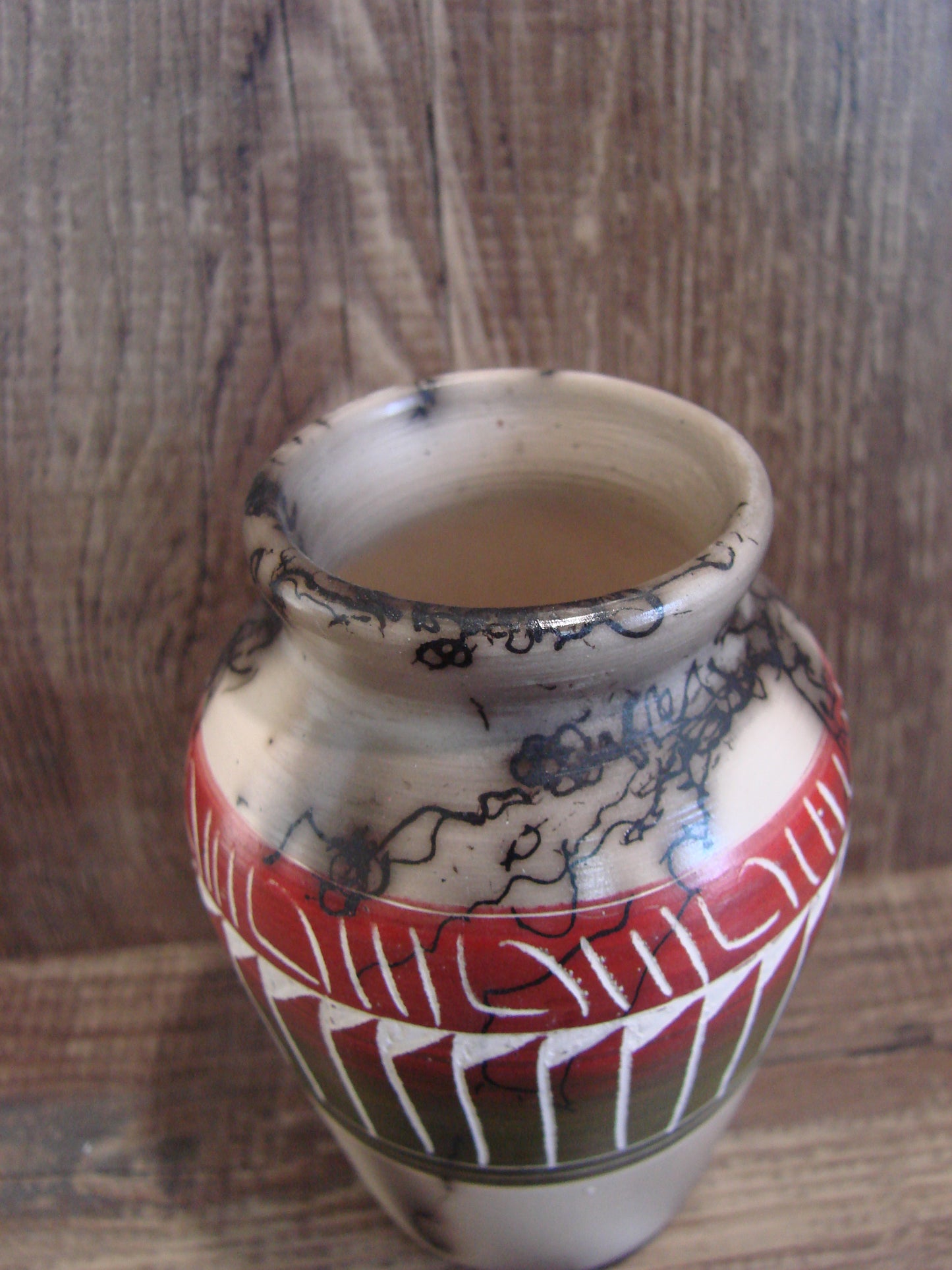 Small Native American Hand Etched Horse Hair Pottery - Benally