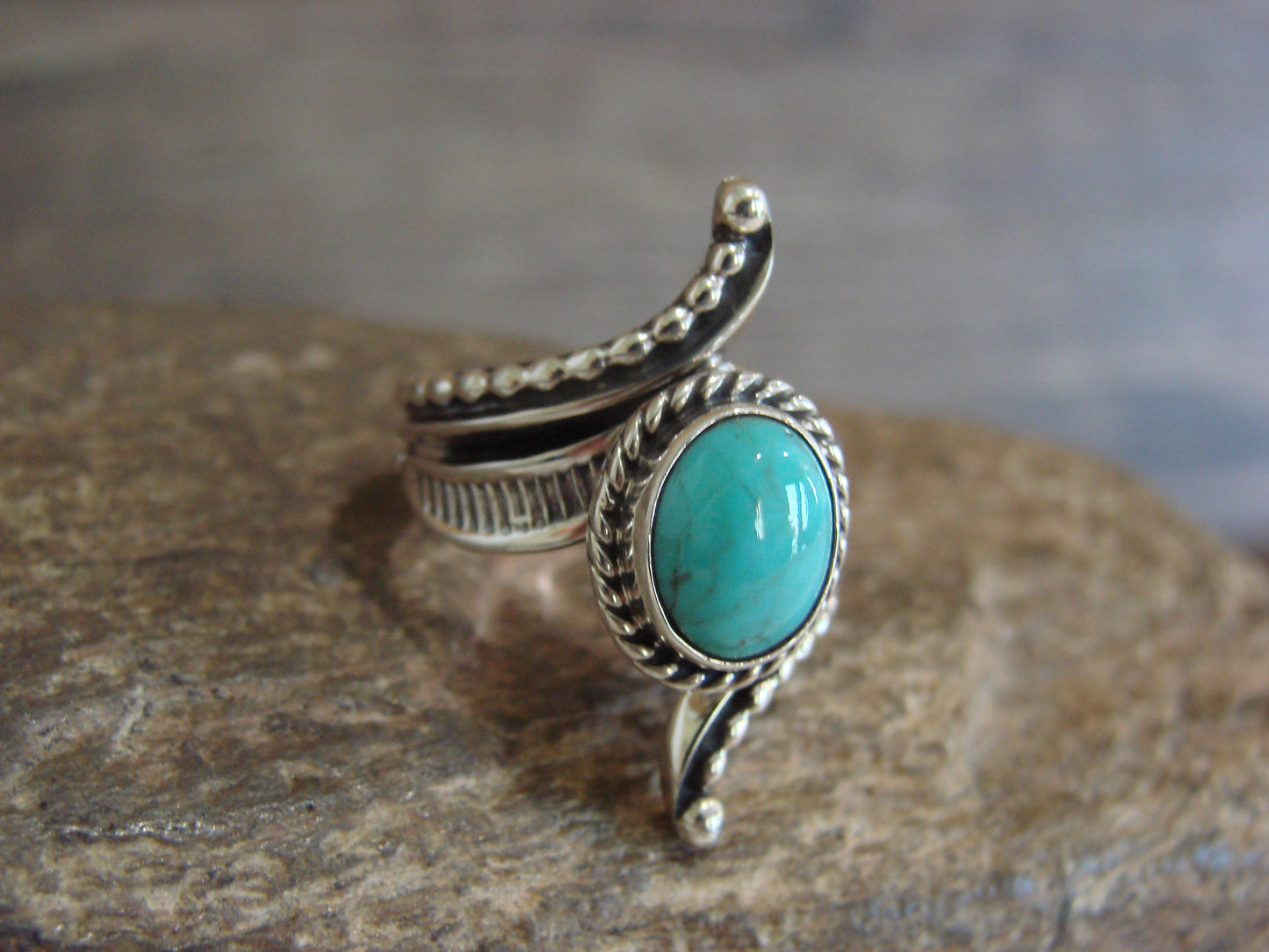 Native American Sterling Silver & Turquoise Ring Signed Yazzie - Size 5.5